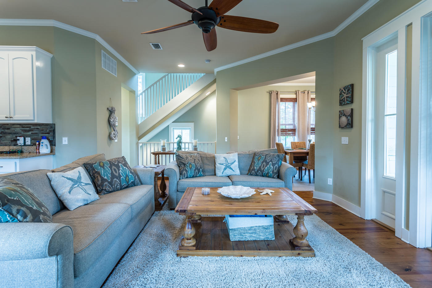TREETOP VILLAGE - Residential Lease