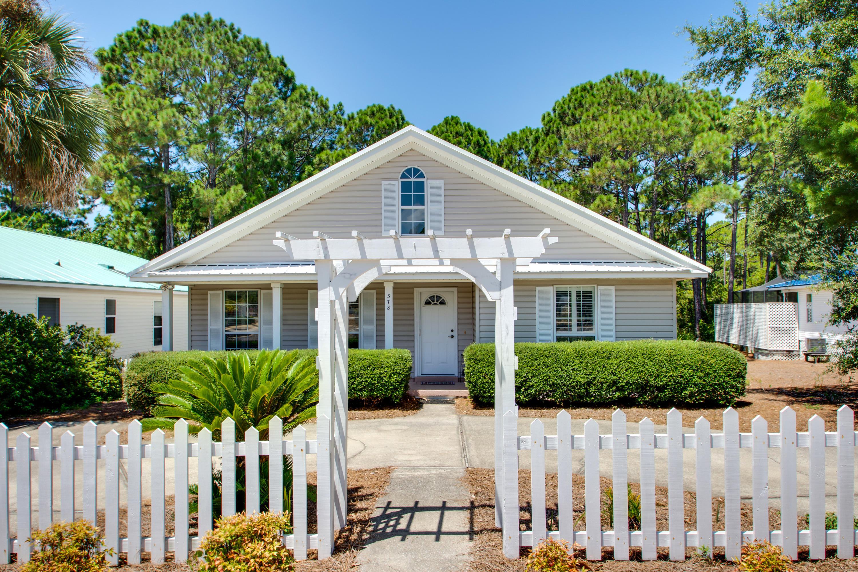 SEA DUNES - Residential Lease