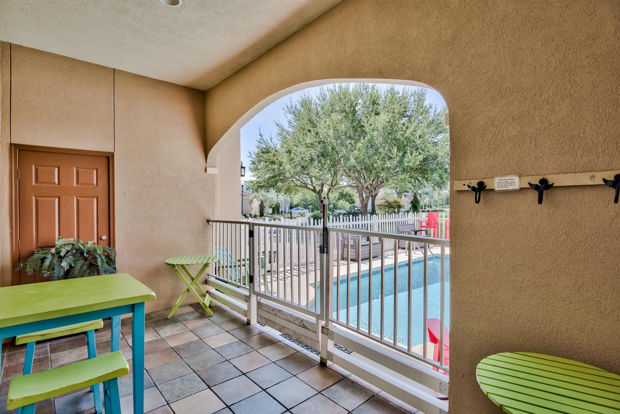 EMERALD WATERS VILLAGE - Residential