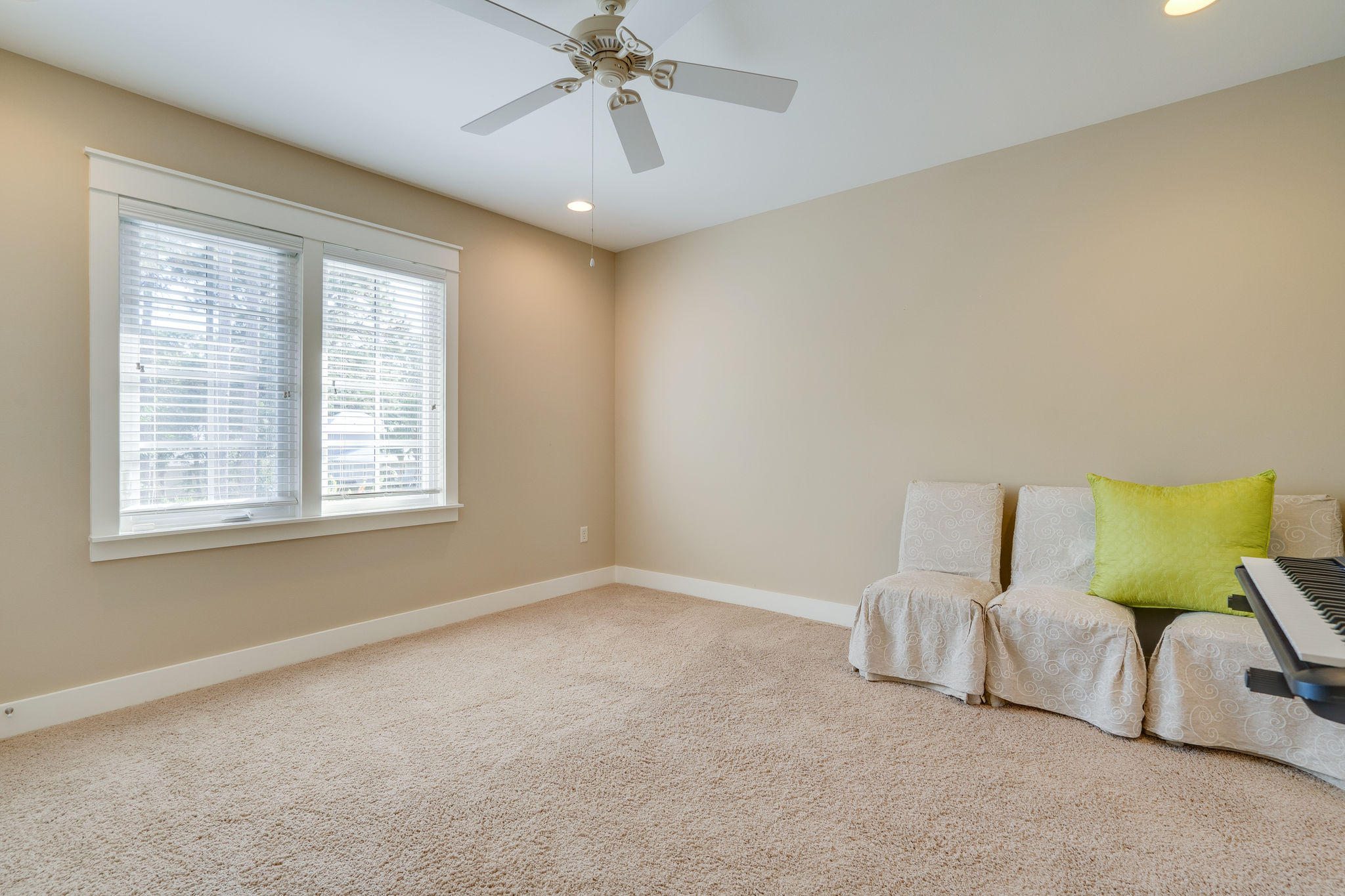CARSON OAKS - Residential
