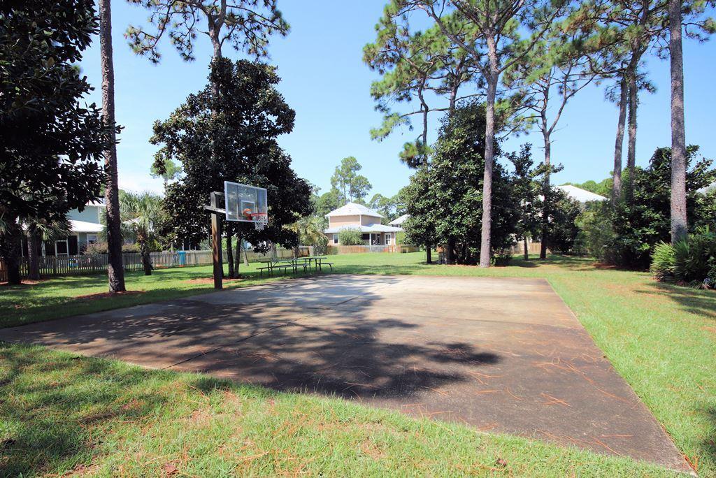 CARSON OAKS - Residential