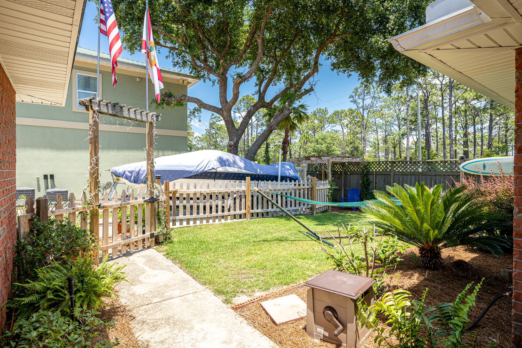 MACK BAYOU ESTATES - Residential