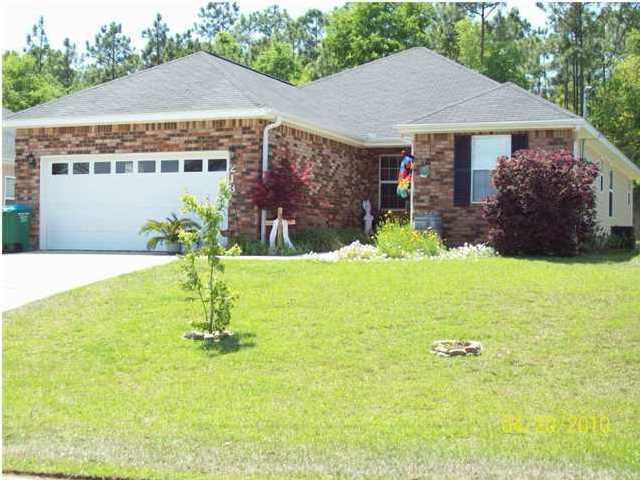 3 BEDROOM 2 BATH BRICK HOME, SPLIT BEDROOM, LARGE LIVING ROOM, FENCED BACK YARD, 2 CAR GARAGE, LARGE UTILITY ROOM, OWNER WILL ACCEPT PETS UPON APPROVAL AND $250.00 NON- REFUNDABLE PET FEE.