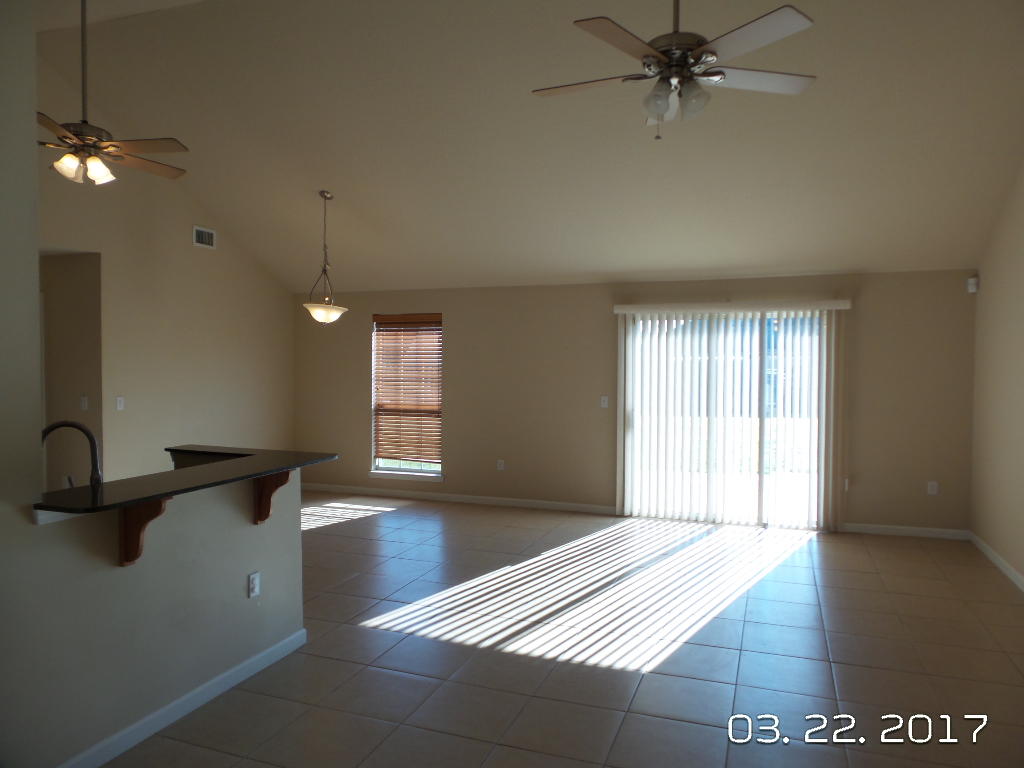 LEE FARMS PH II LOT 17 BLK B - Residential Lease