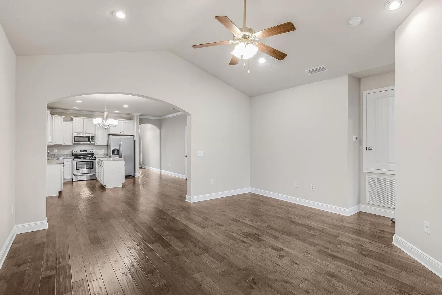SCHOONER LANDING AT HAMMOCK BAY - Residential Lease
