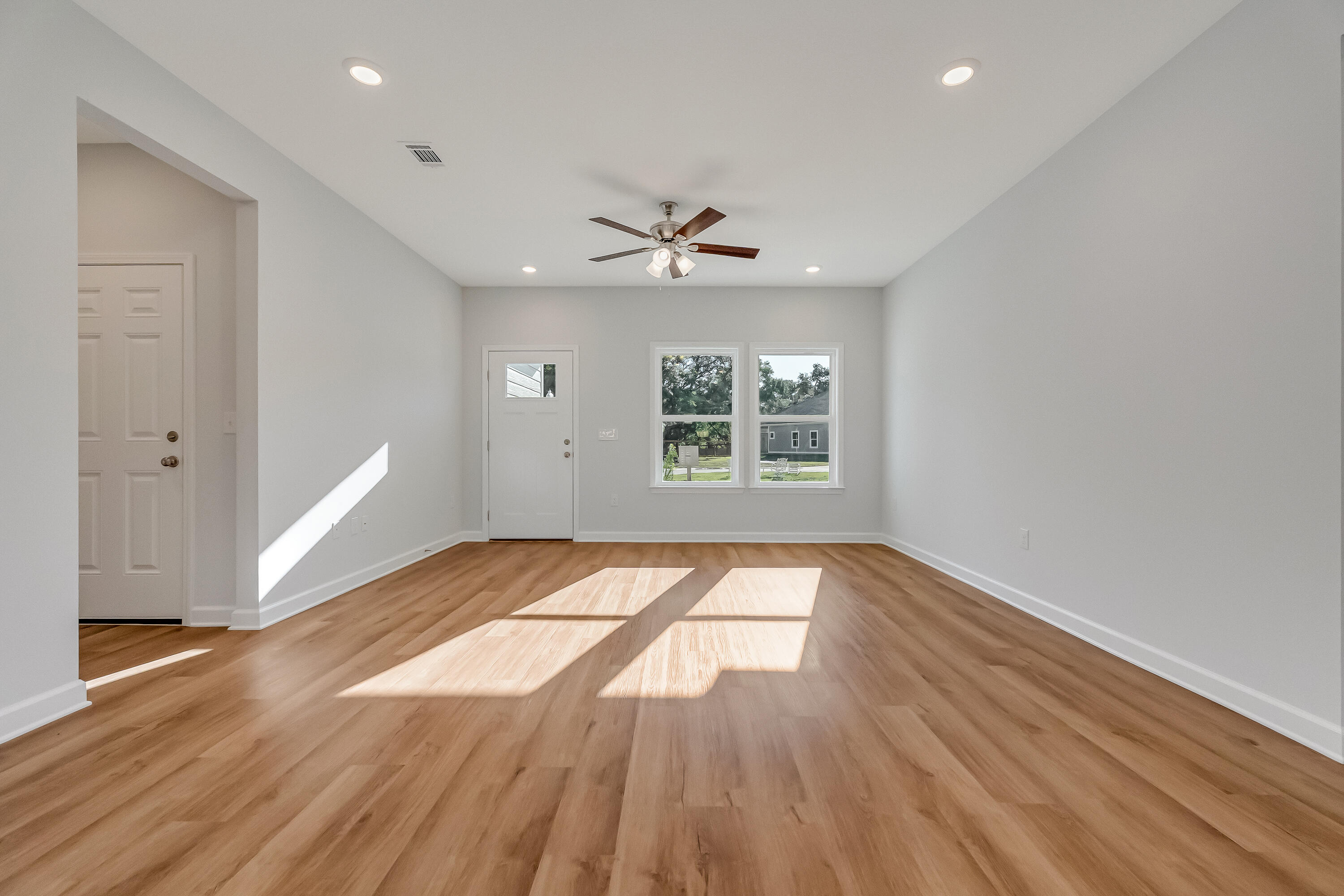 Live Oak Cottages - Residential