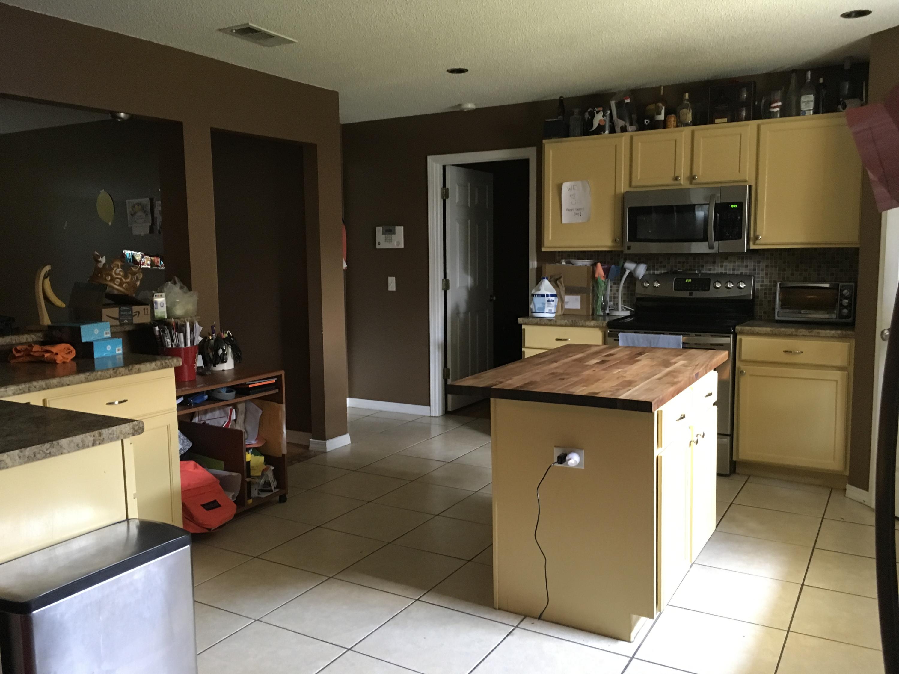 WESTVIEW ESTATES - Residential Lease