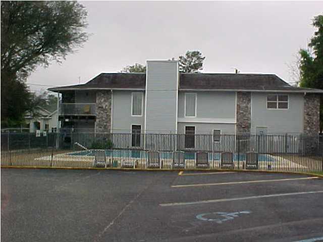 COLLEGE PARK CONDO - Residential Lease