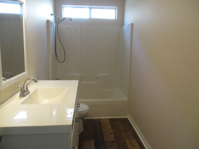 SANDY RIDGE ESTATES - Residential Lease