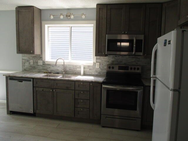 SANDY RIDGE ESTATES - Residential Lease