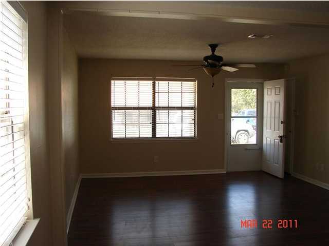 UNRECORDED SUBDIVISION - Residential Lease
