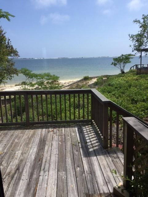 CRESCENT SHORES - Residential Lease