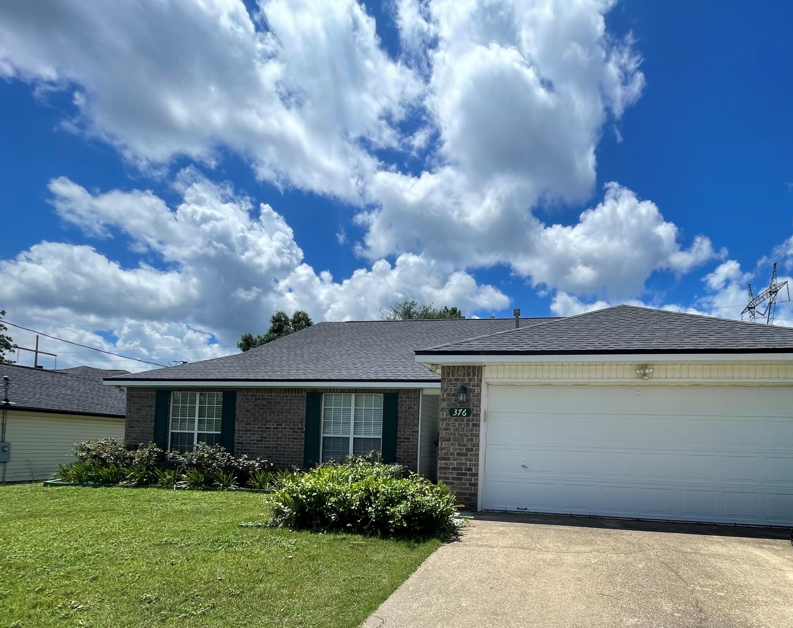 SUGAR CREEK - Residential Lease