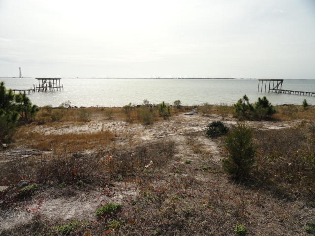 BUILD YOUR DREAM HOME ON THIS LARGE WATERFRONT LOT. BEAUTIFUL VIEWS OF THE SOUND AND ISLAND. GET YOUR VIEW OF BEAUTIFUL SUNRISES AND SUN SETS ON THIS INTERCOASTAL WATERWAY.