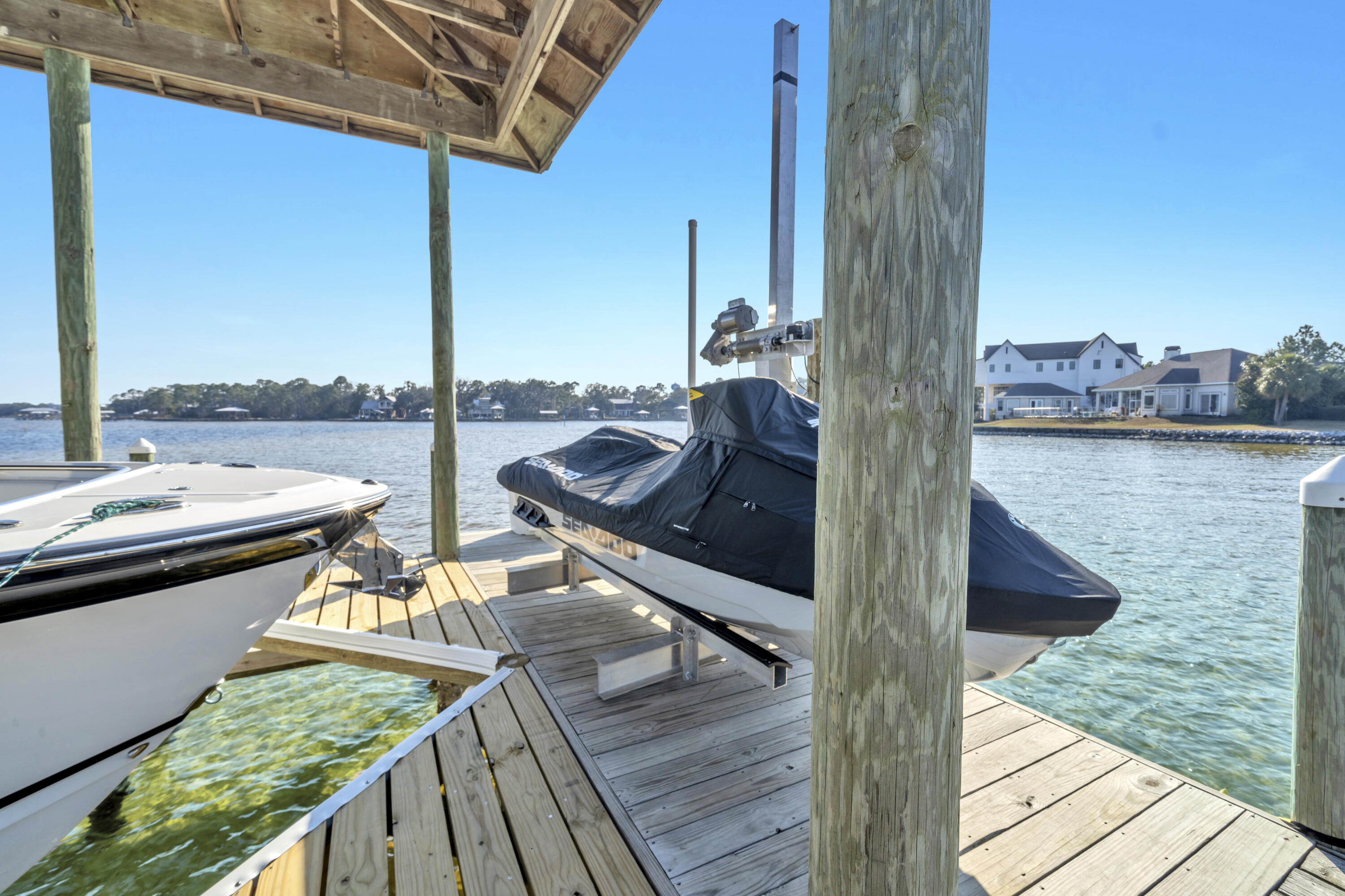 DRIFTWOOD ESTATES - Residential