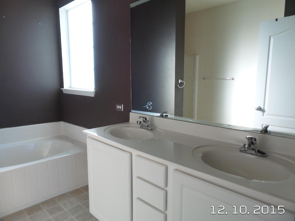 SANDY RIDGE S/D - Residential Lease