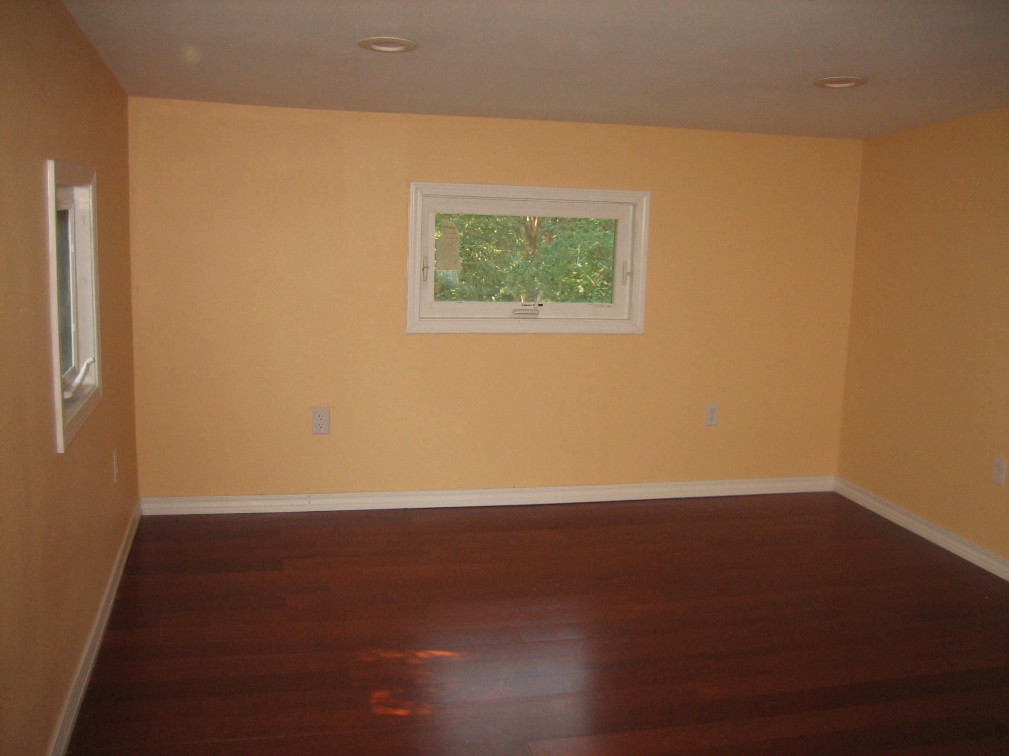 MCLAUGHLIN & HARRIS - Residential