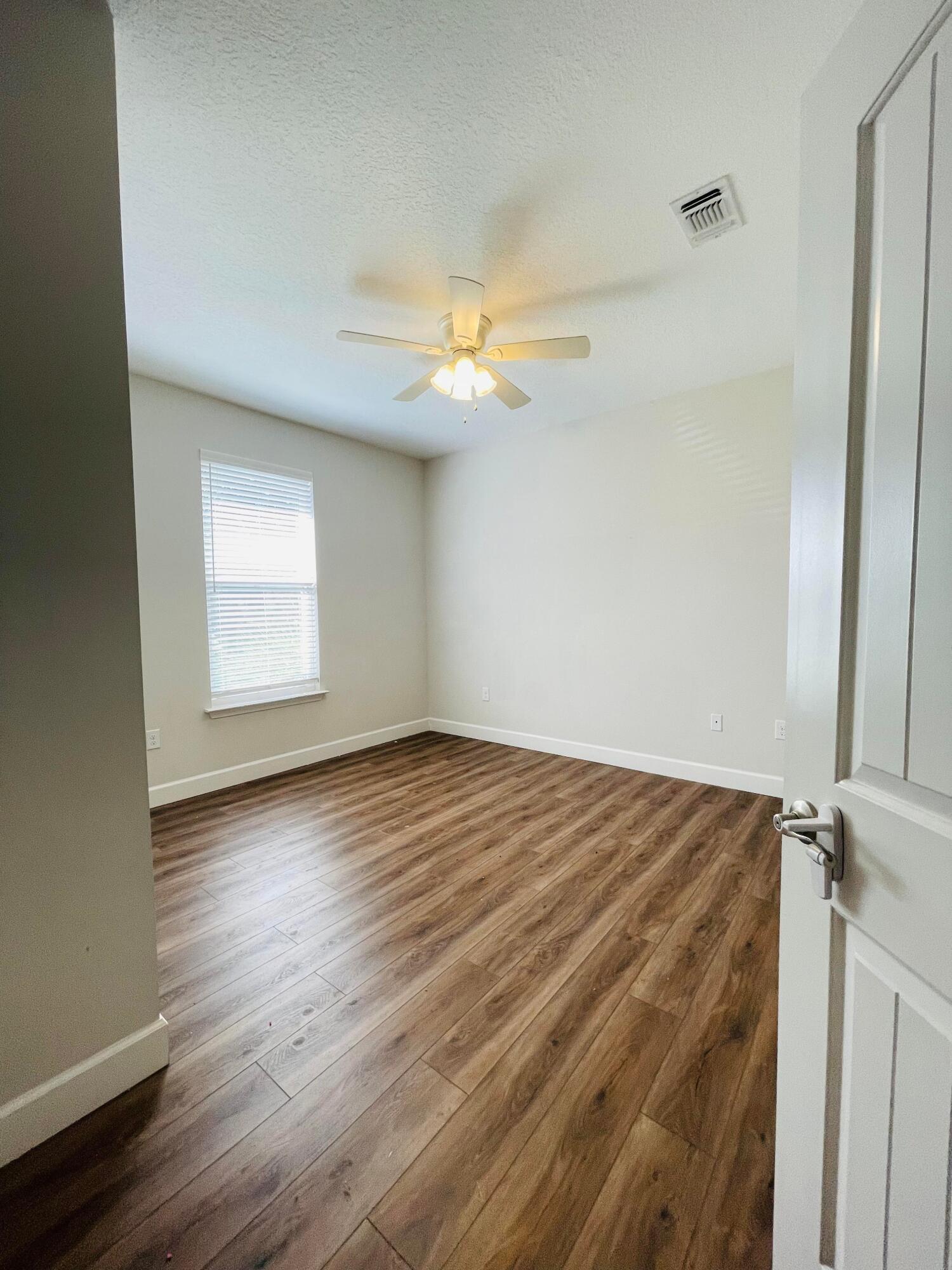 NO RECORDED SUBDIVISION - Residential Lease