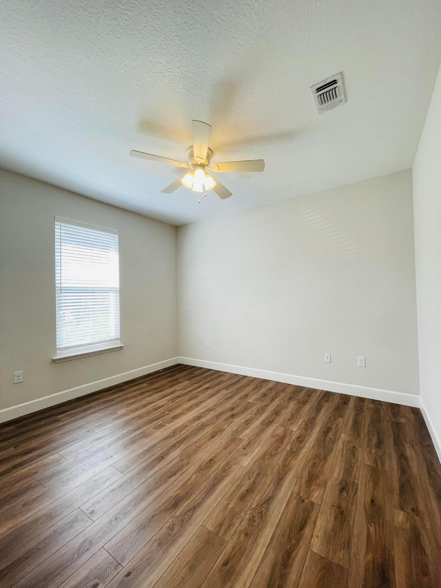 NO RECORDED SUBDIVISION - Residential Lease