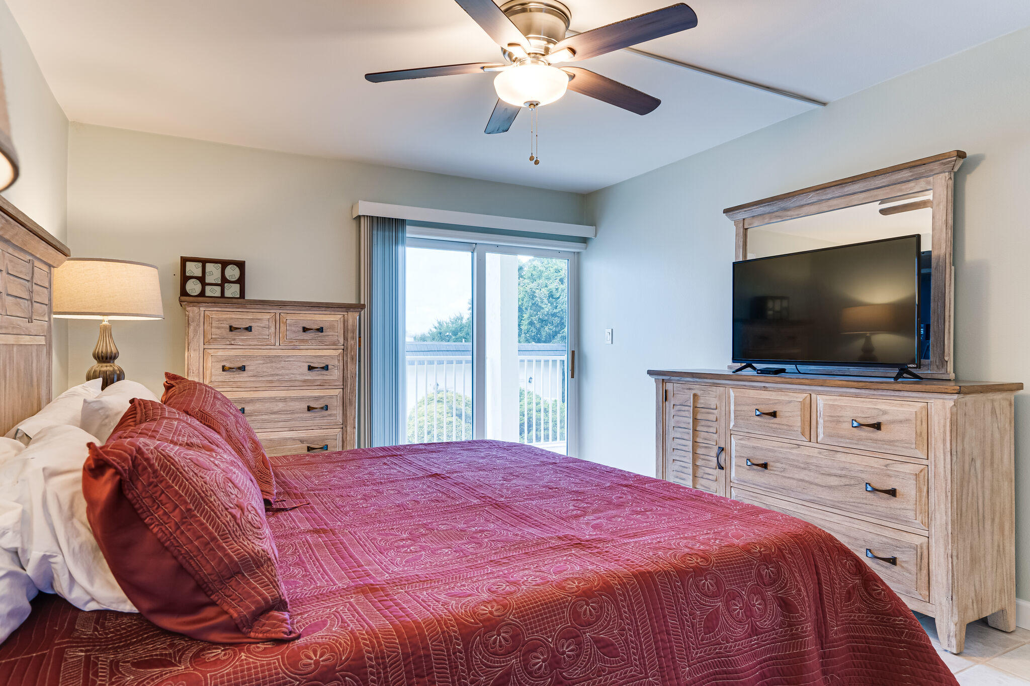 VALENCIA CONDO - Residential