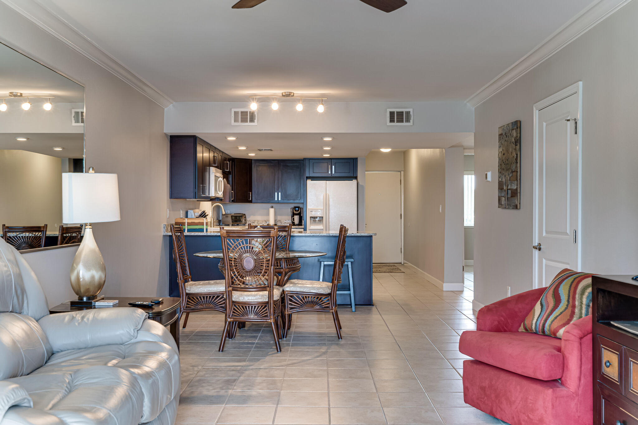 VALENCIA CONDO - Residential