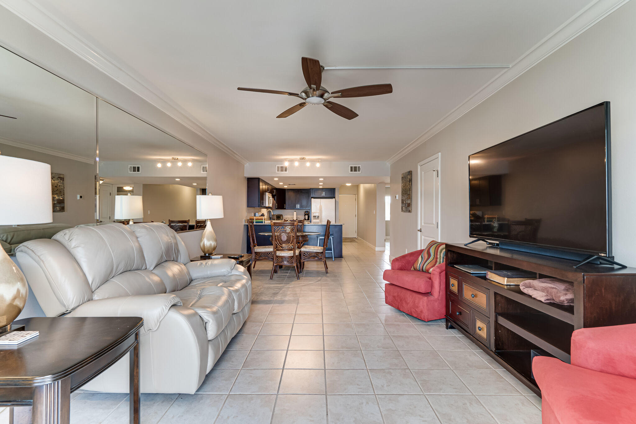 VALENCIA CONDO - Residential