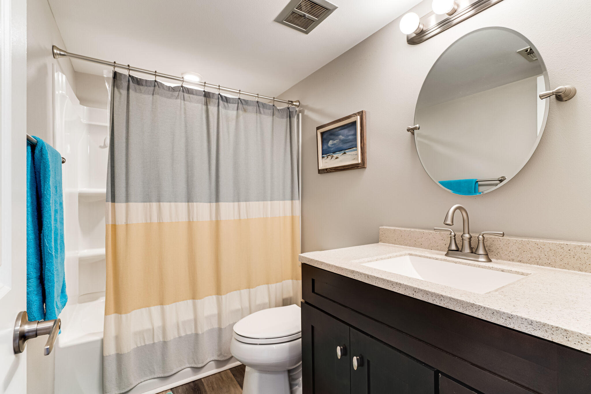 VALENCIA CONDO - Residential