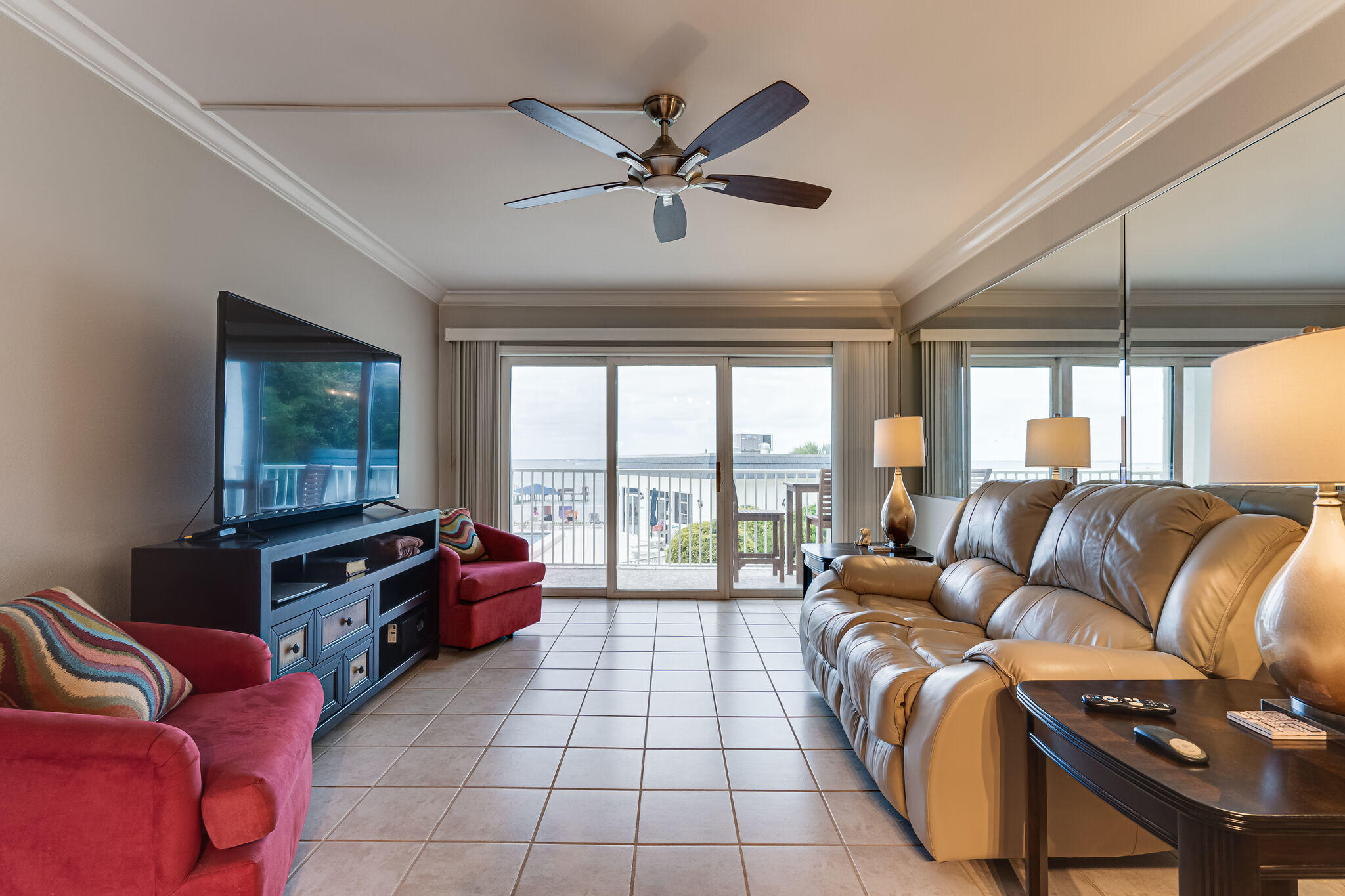 VALENCIA CONDO - Residential