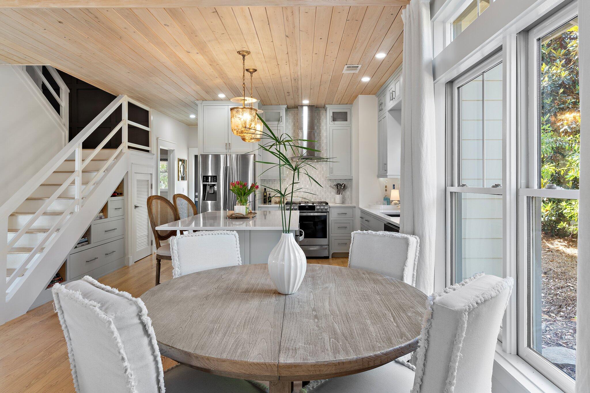 SUMMER RIDGE - Residential