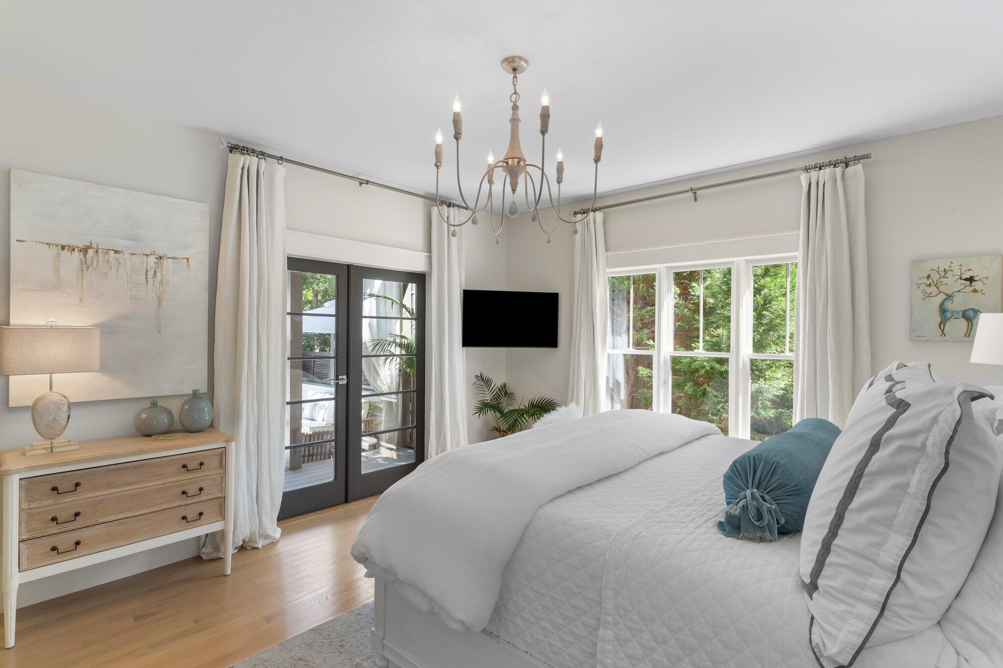 SUMMER RIDGE - Residential