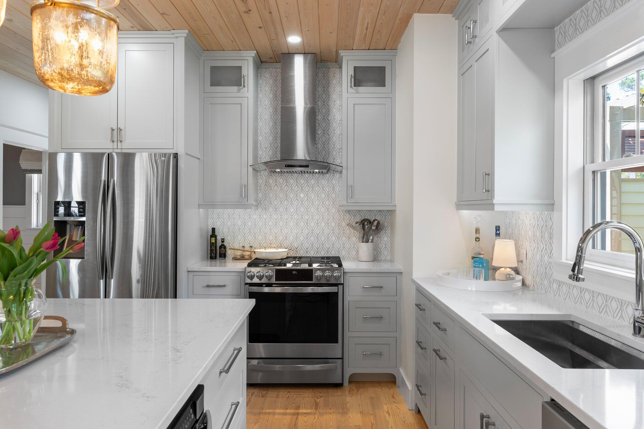 SUMMER RIDGE - Residential