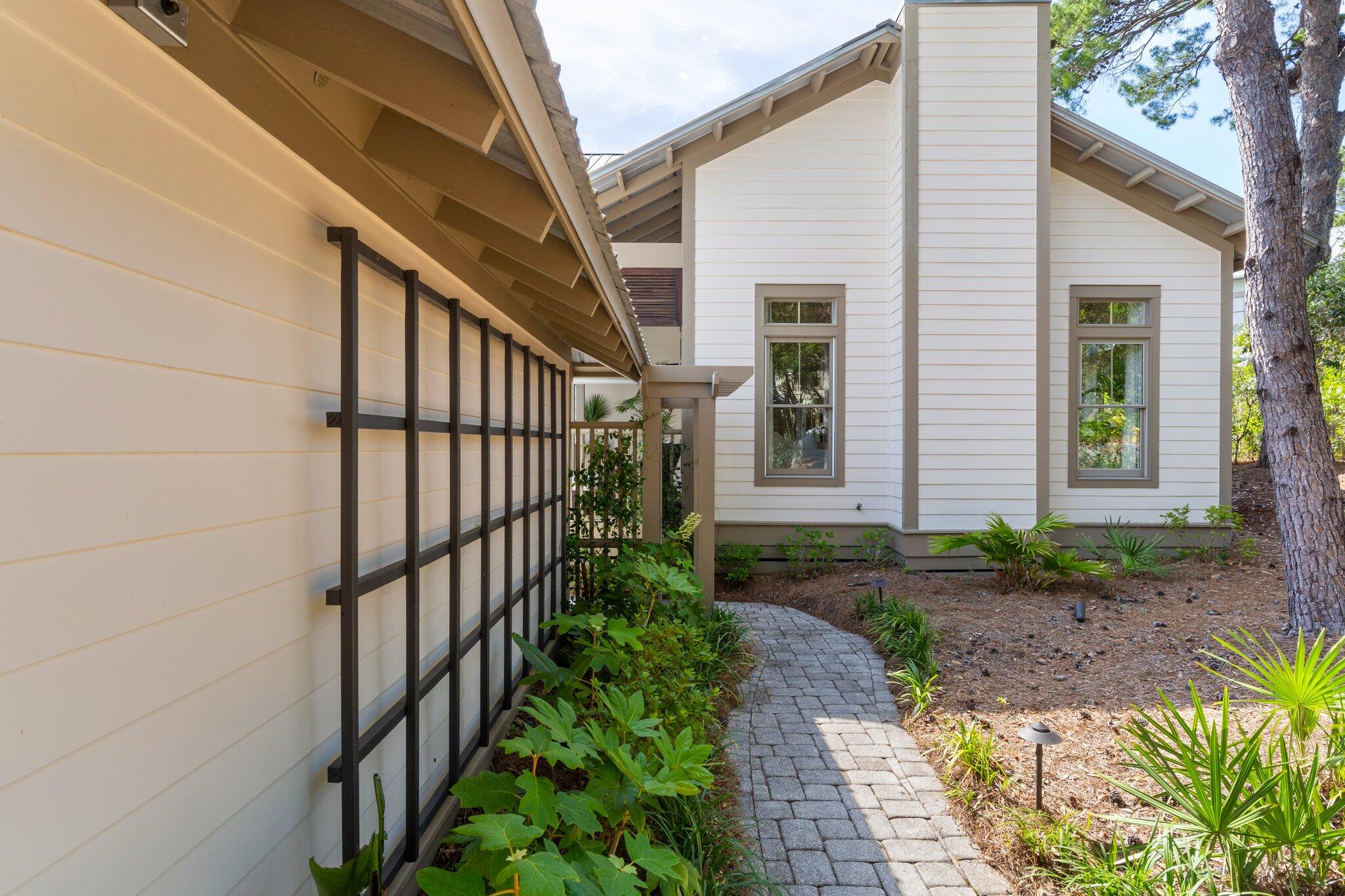SUMMER RIDGE - Residential