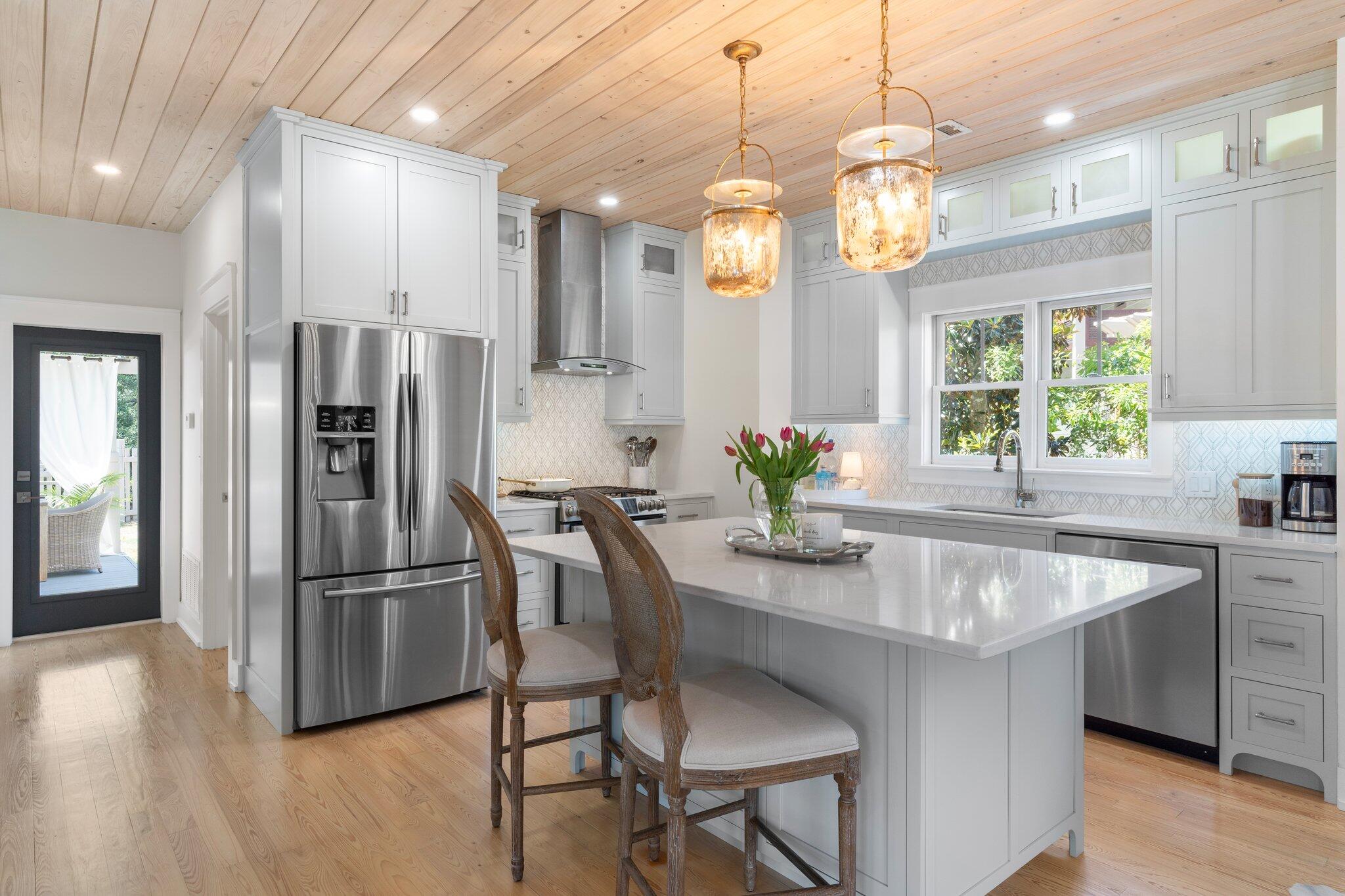 SUMMER RIDGE - Residential