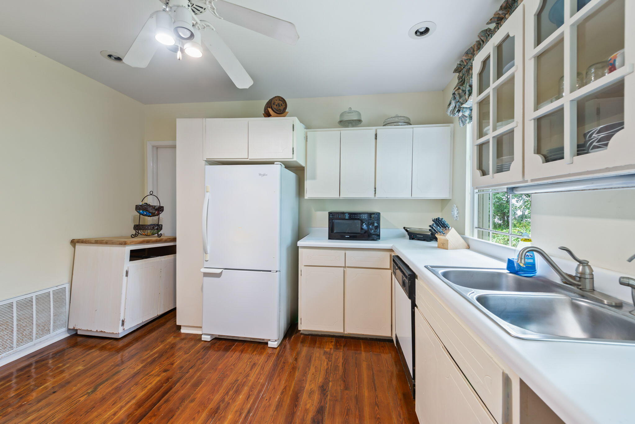 NONESUCH WAY - Residential