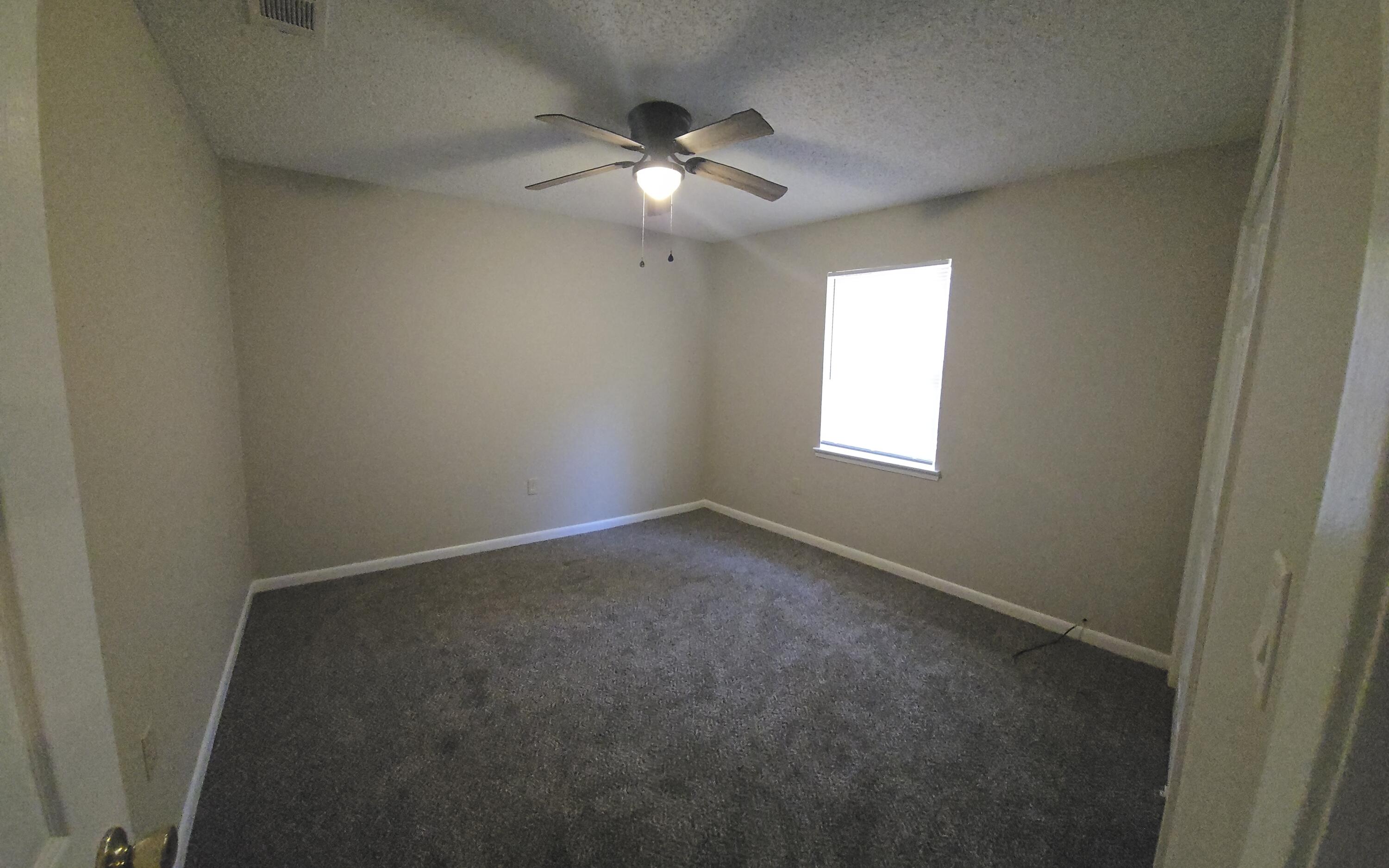 BERKSHIRE WOODS - Residential Lease