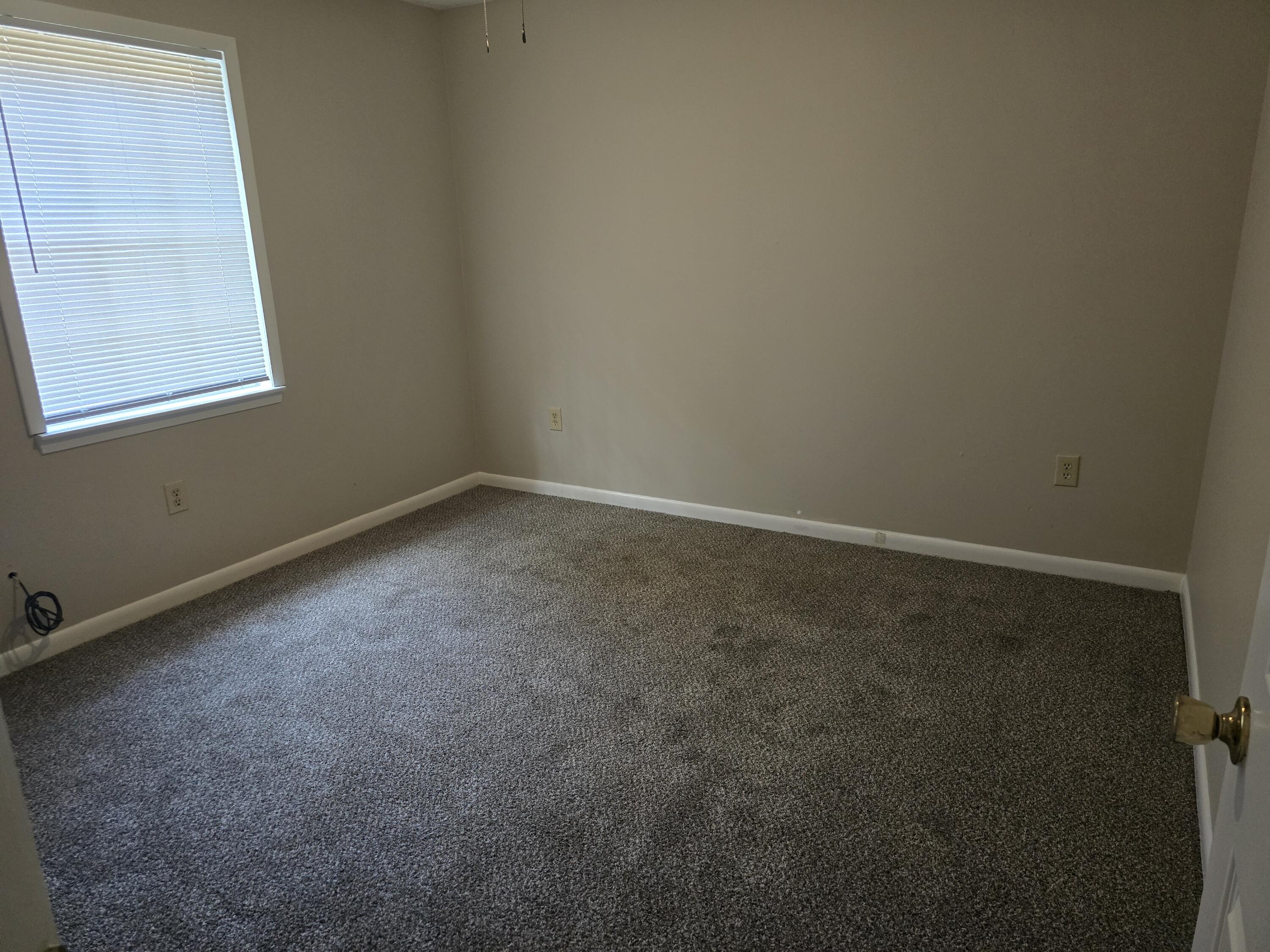 BERKSHIRE WOODS - Residential Lease