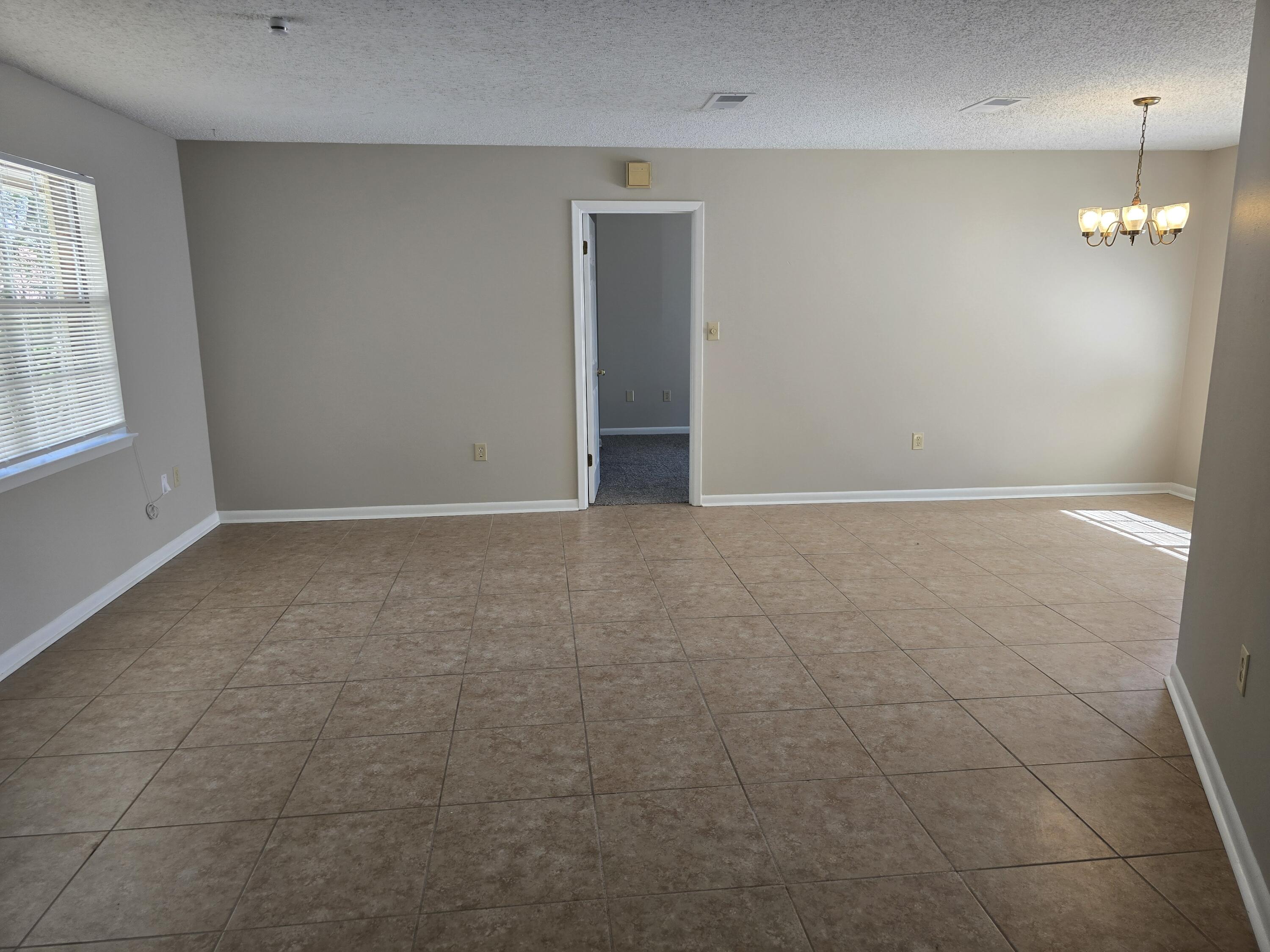 BERKSHIRE WOODS - Residential Lease