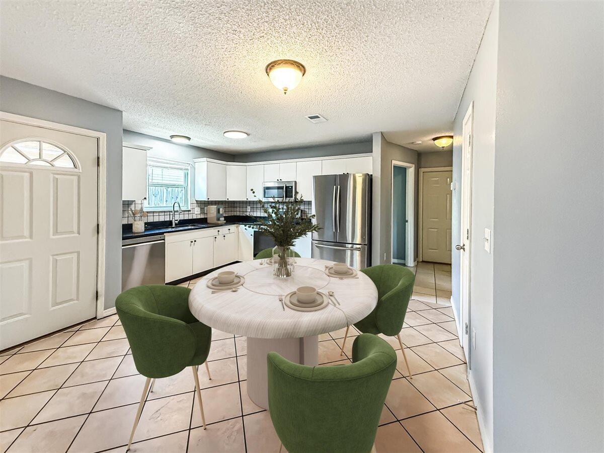 SOUTHWAY ESTATES - Residential Lease