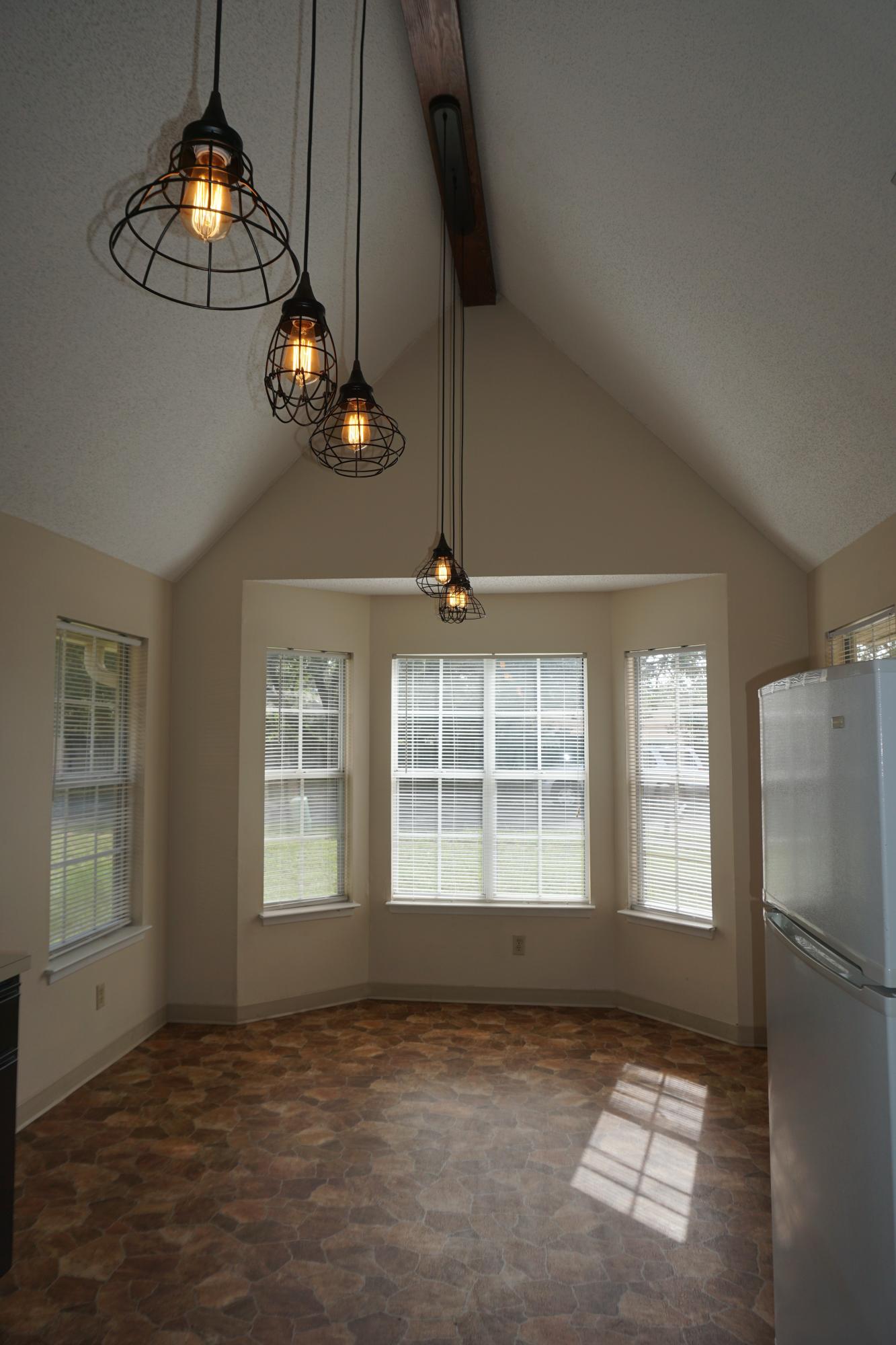WOODLAND PARK ESTATES - Residential Lease