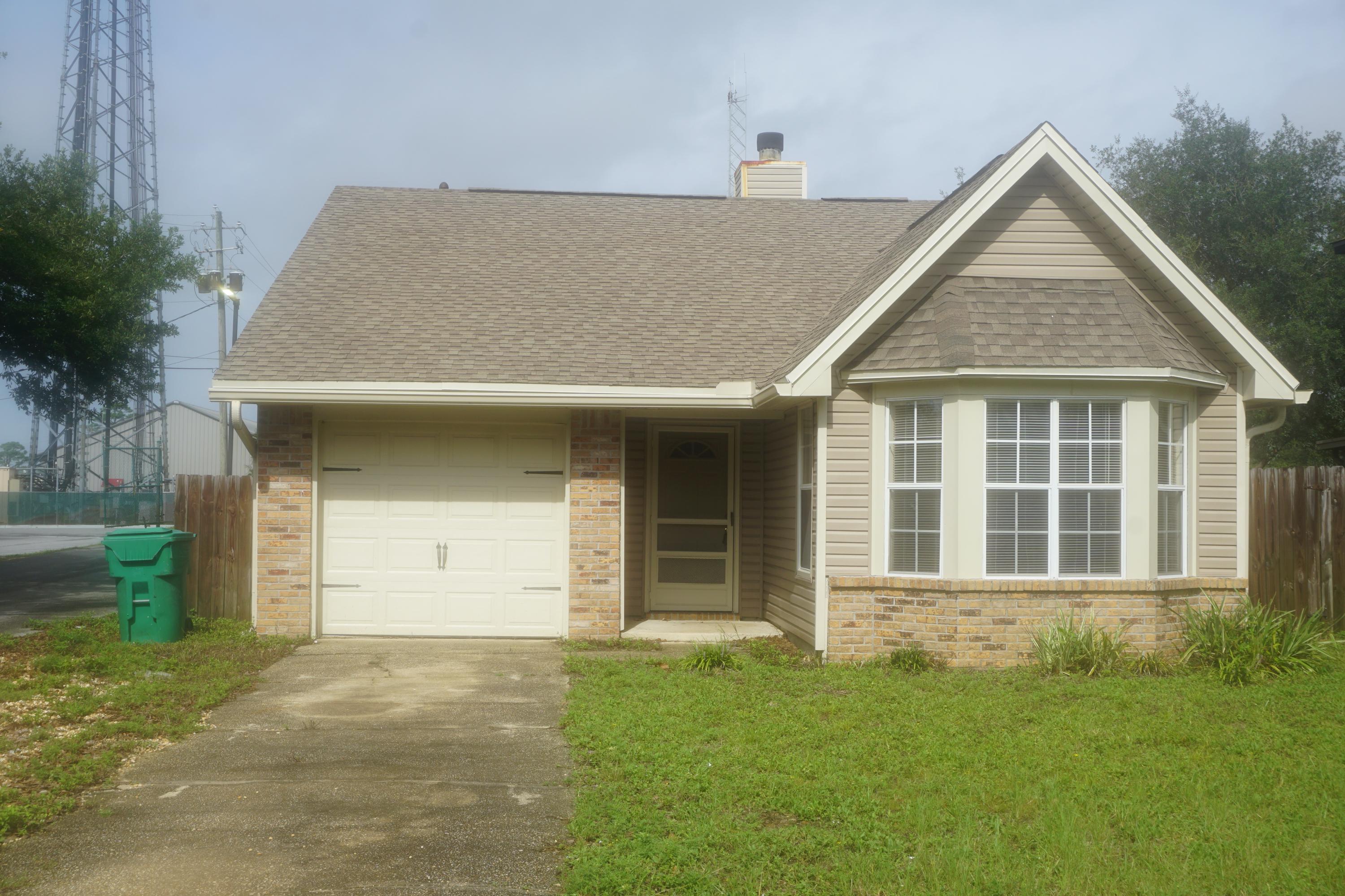 WOODLAND PARK ESTATES - Residential Lease