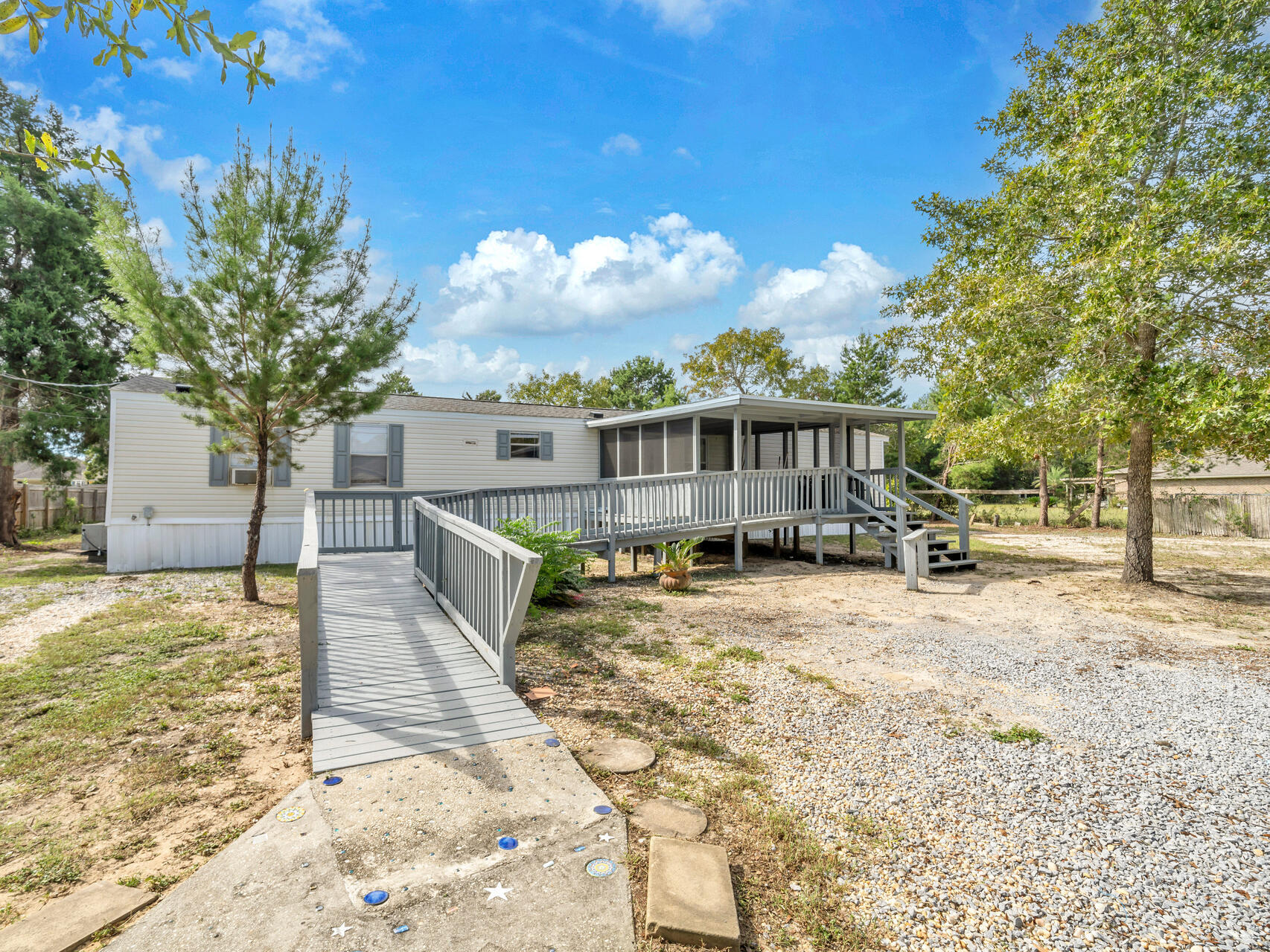 Renovated 3 bedroom 2 bath home (year 2005) located only a short drive to the beaches, restaurants, and shopping in Navarre, FL.  
The home sits on a .46 acre lot.  Utilities and internet are the tenant's responsibility. No pets, no smoking, good rental and employment history, clean credit, nonrefundable cleaning fee upon vacating for carpet and pest. Please allow for 1-3 business days for repairs. $35 admin fee upon move-in. Renter to verify all information