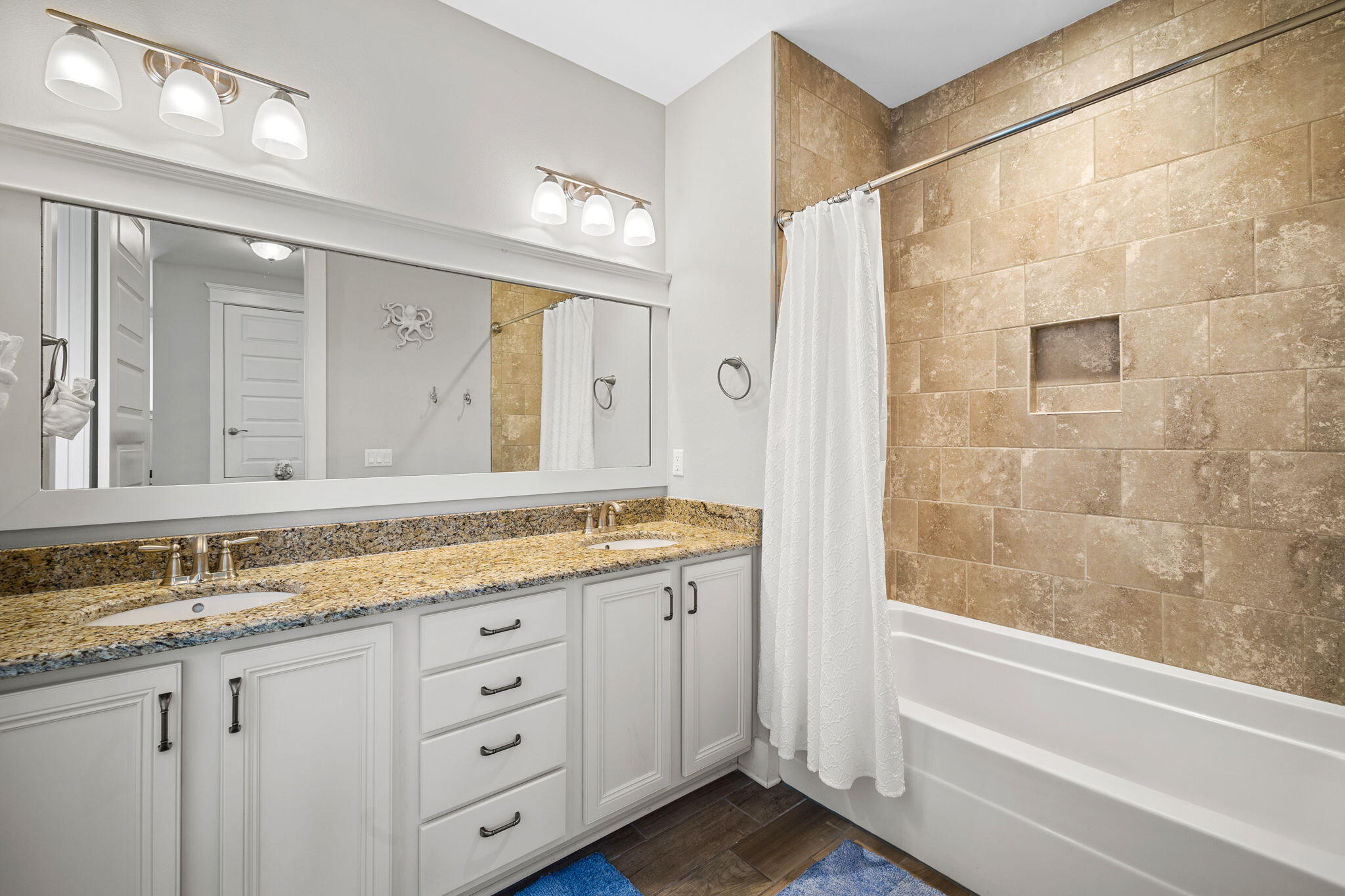 HIGHLAND PARKS - Residential
