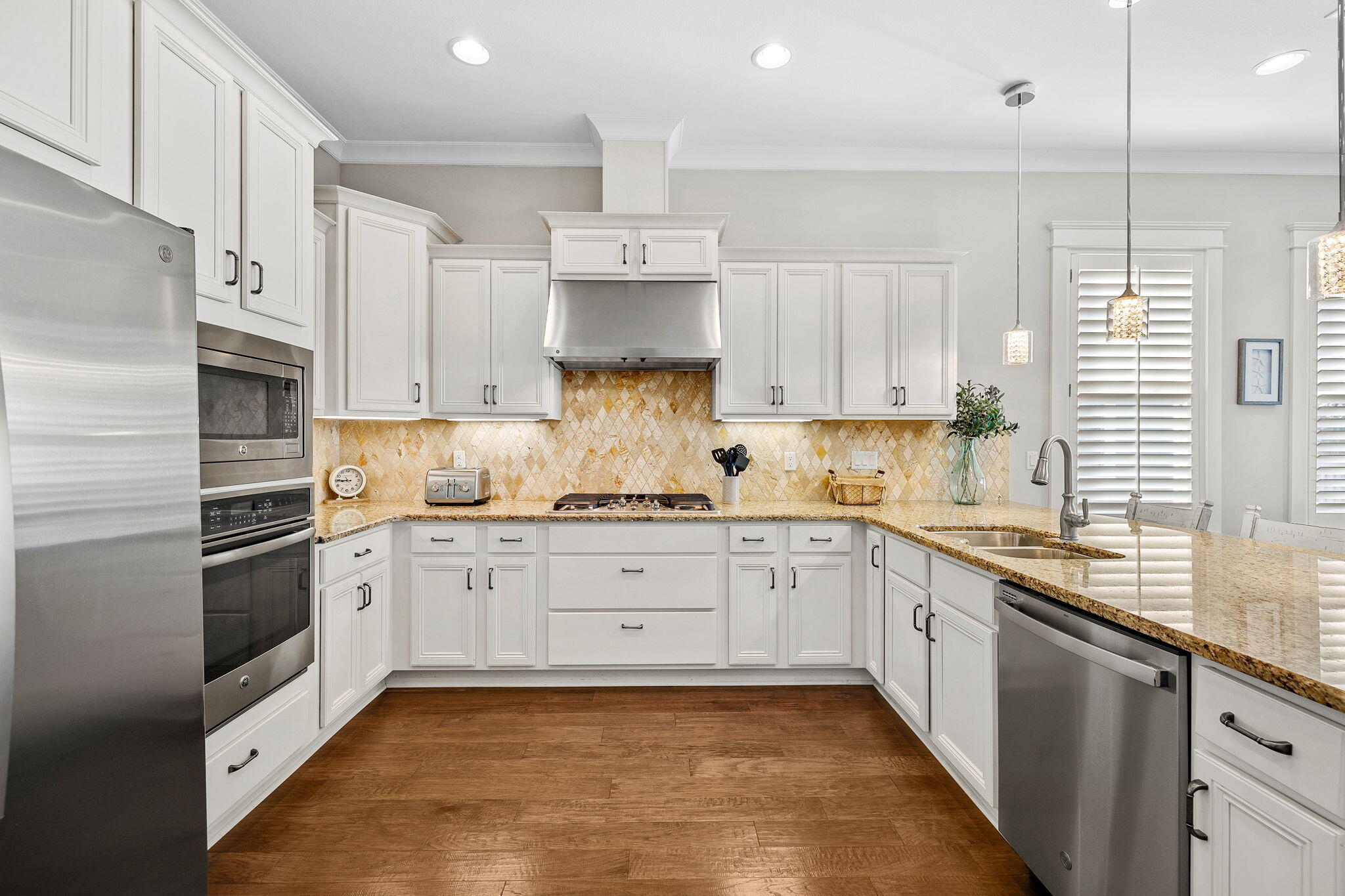 HIGHLAND PARKS - Residential