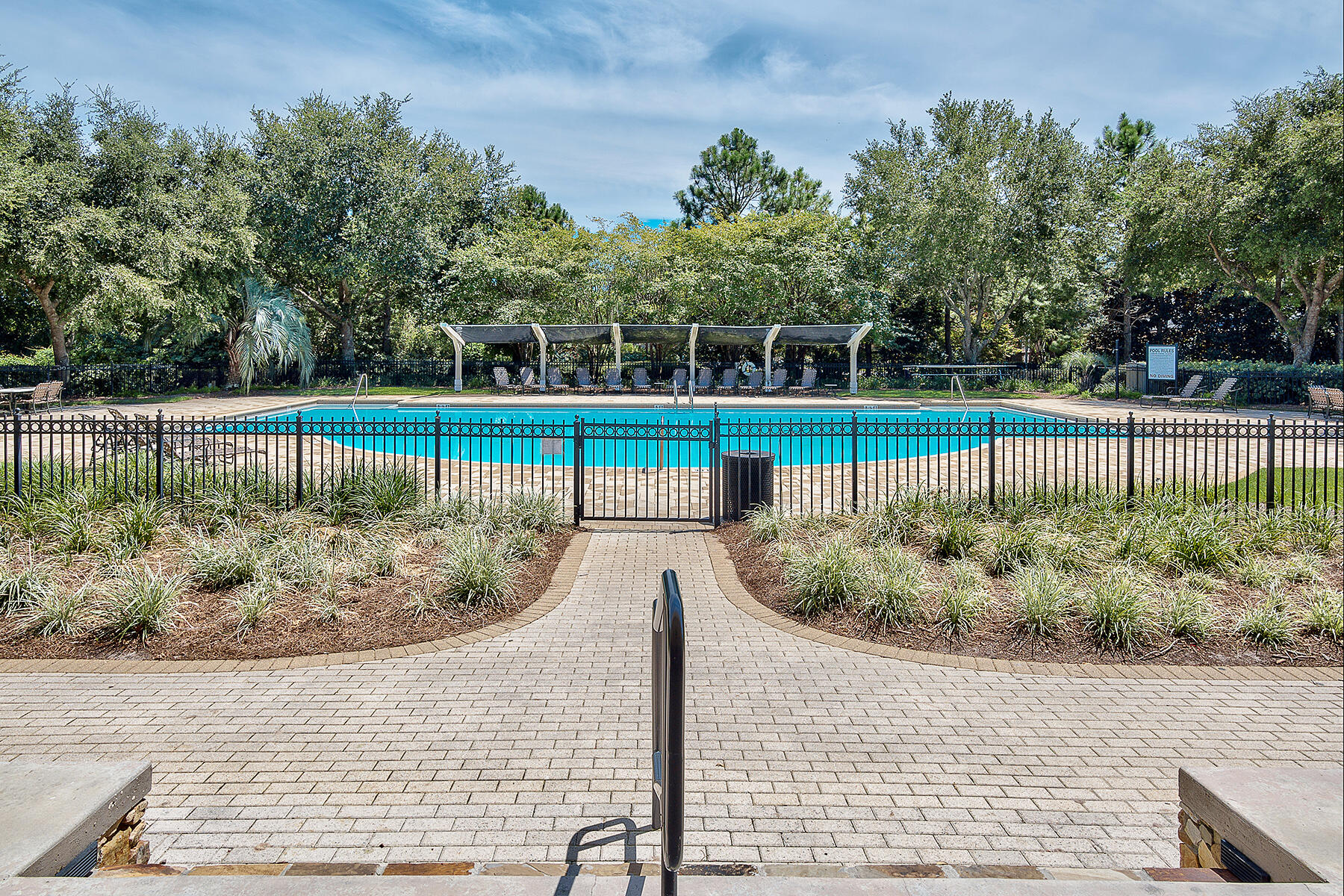 ONE WATER PLACE - Residential