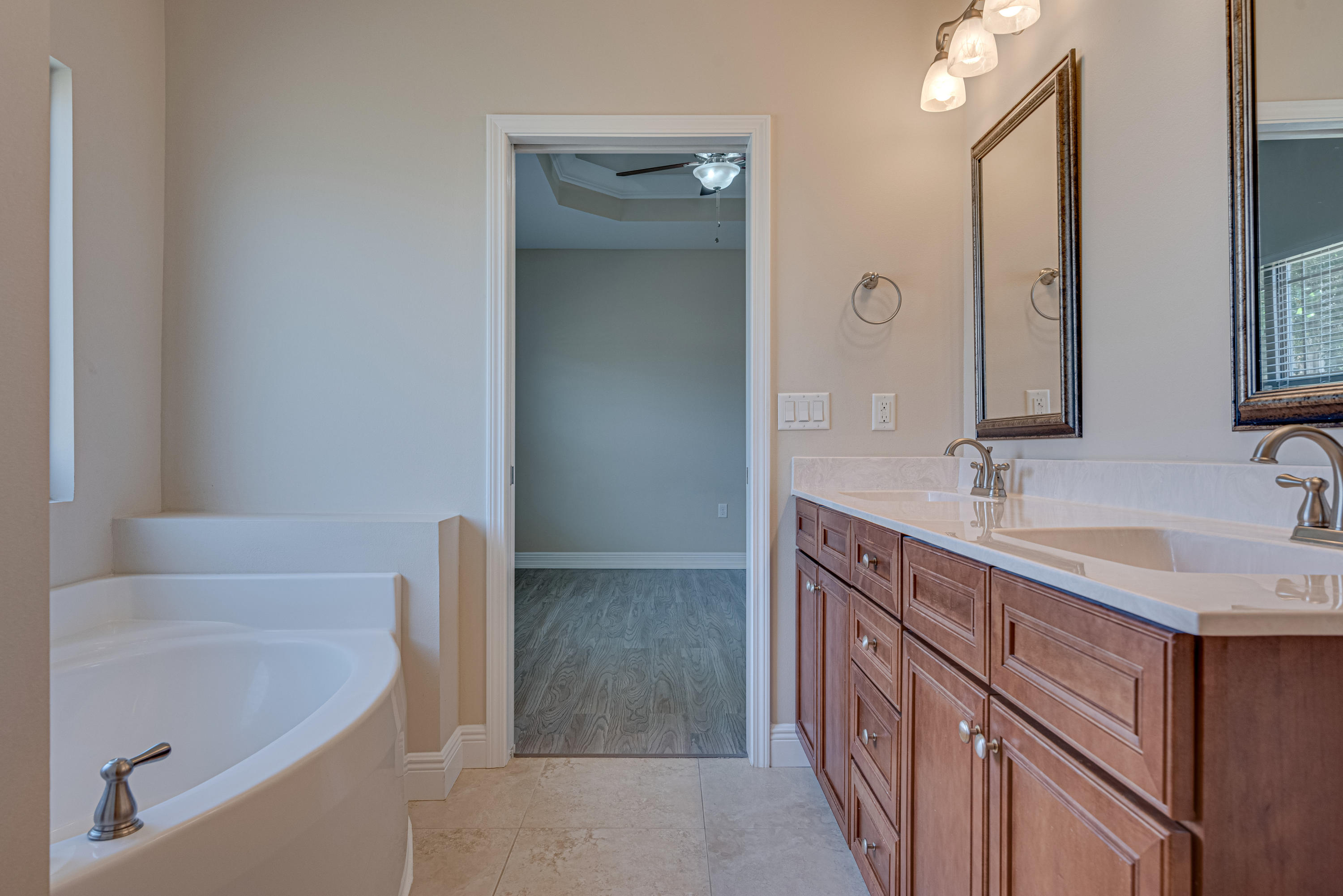 METES & BOUNDS - Residential Lease