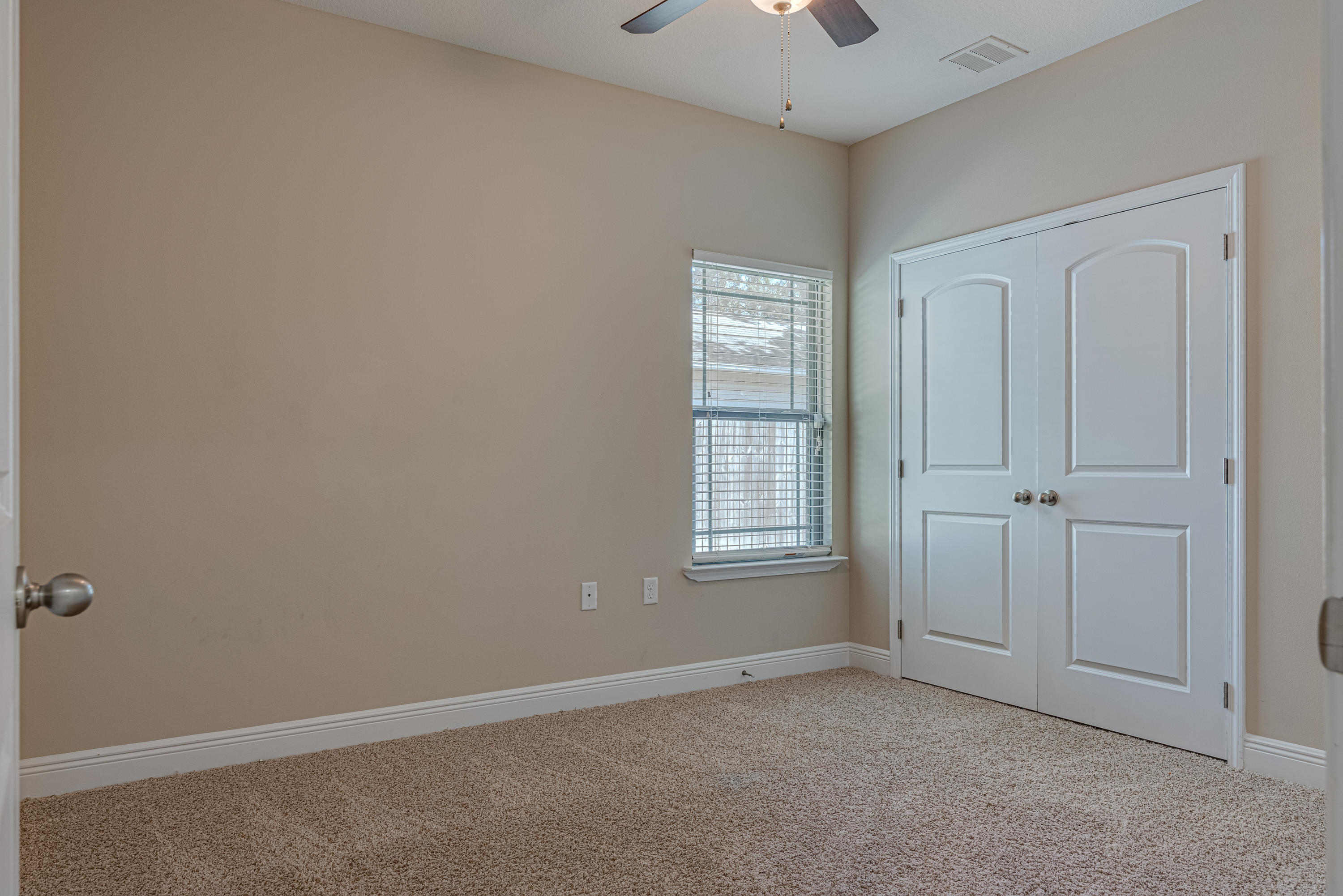 METES & BOUNDS - Residential Lease