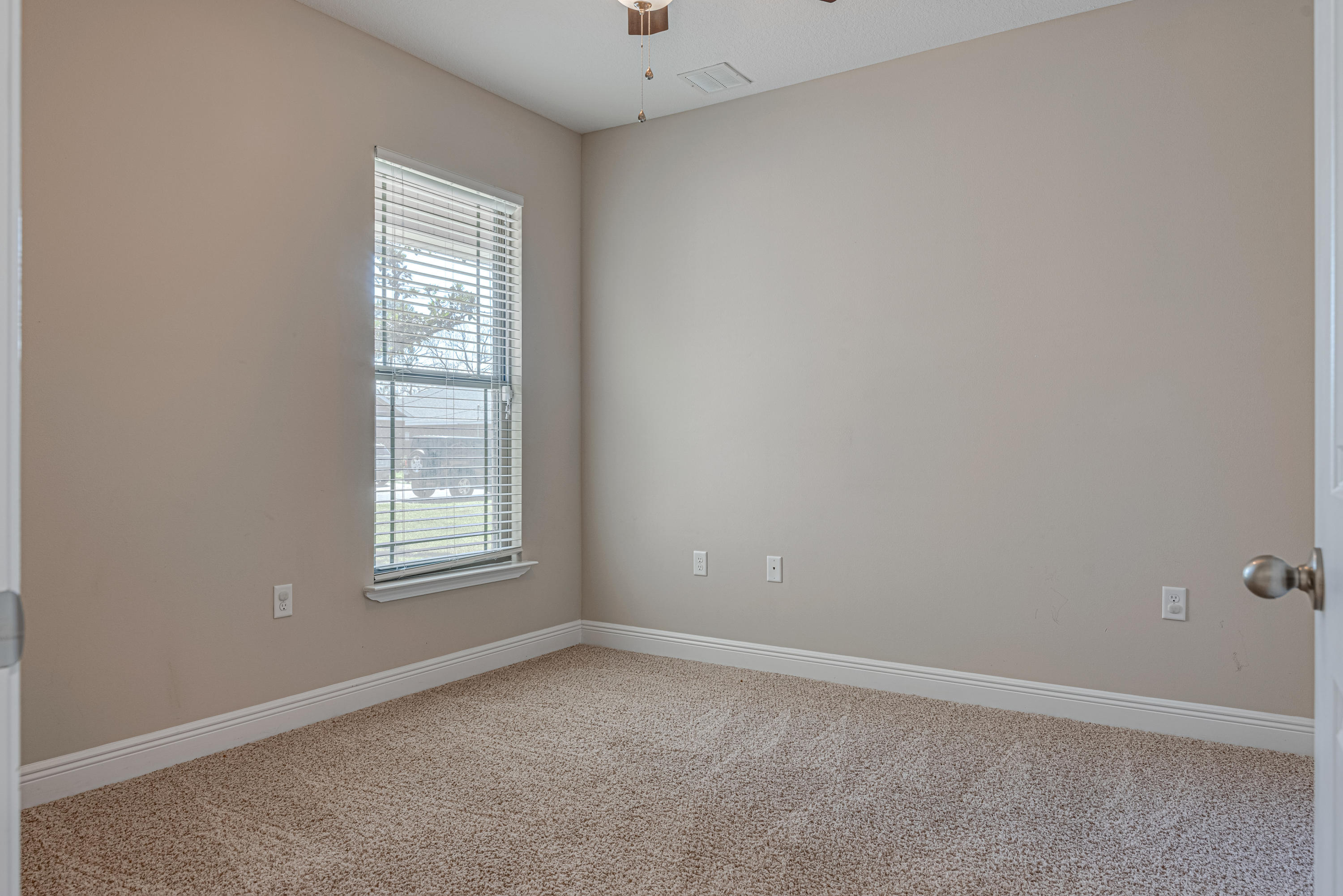 METES & BOUNDS - Residential Lease