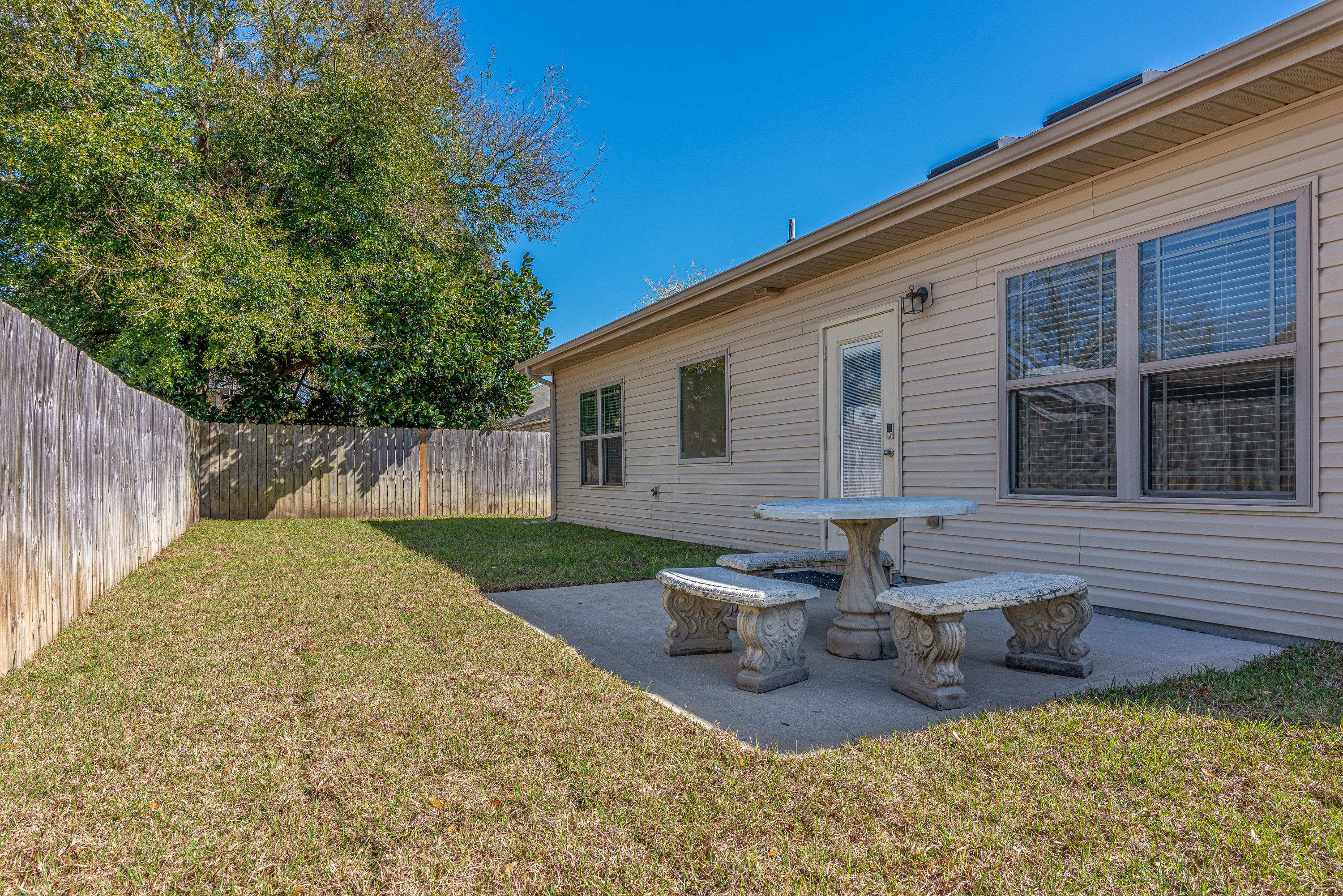 METES & BOUNDS - Residential Lease