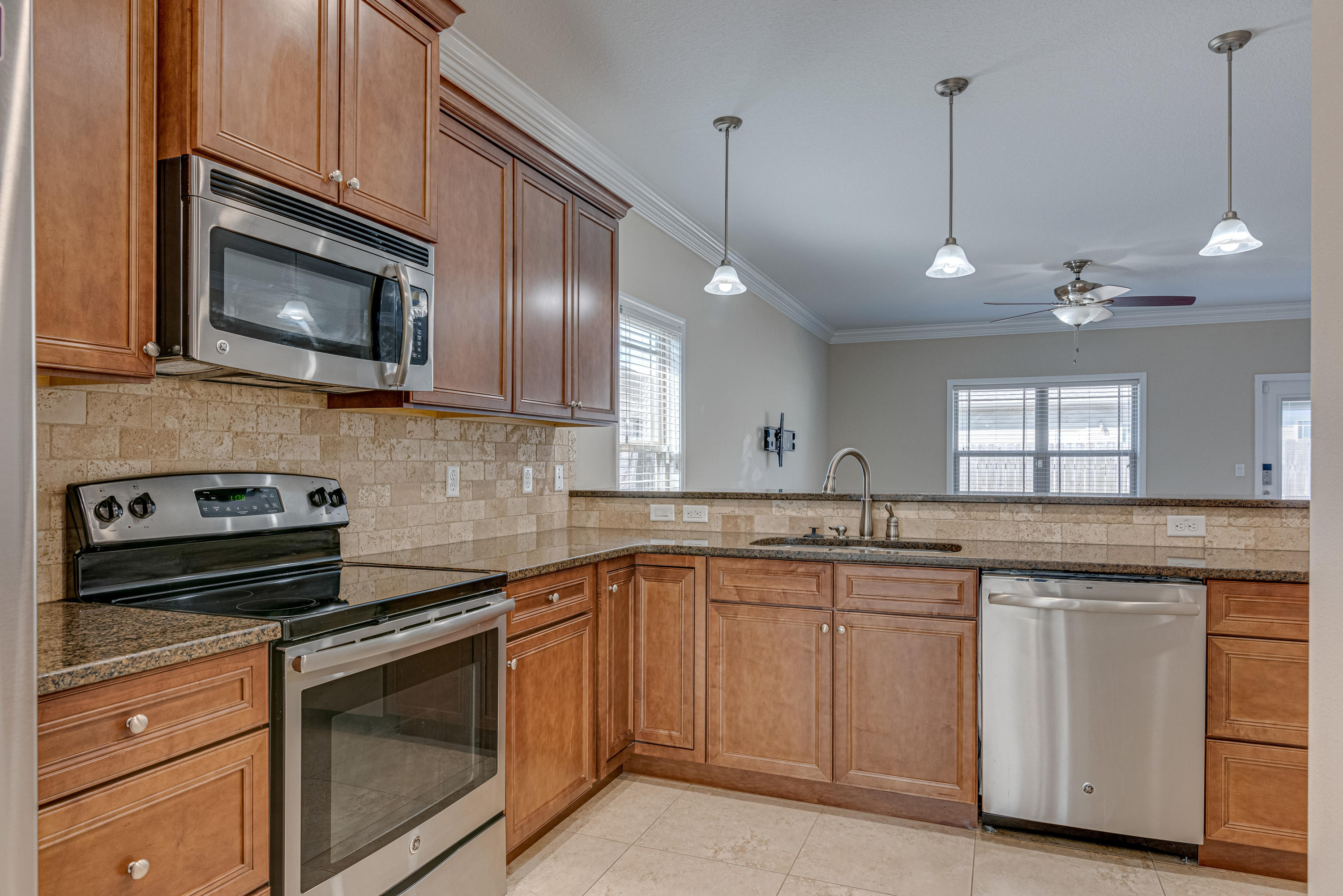 METES & BOUNDS - Residential Lease