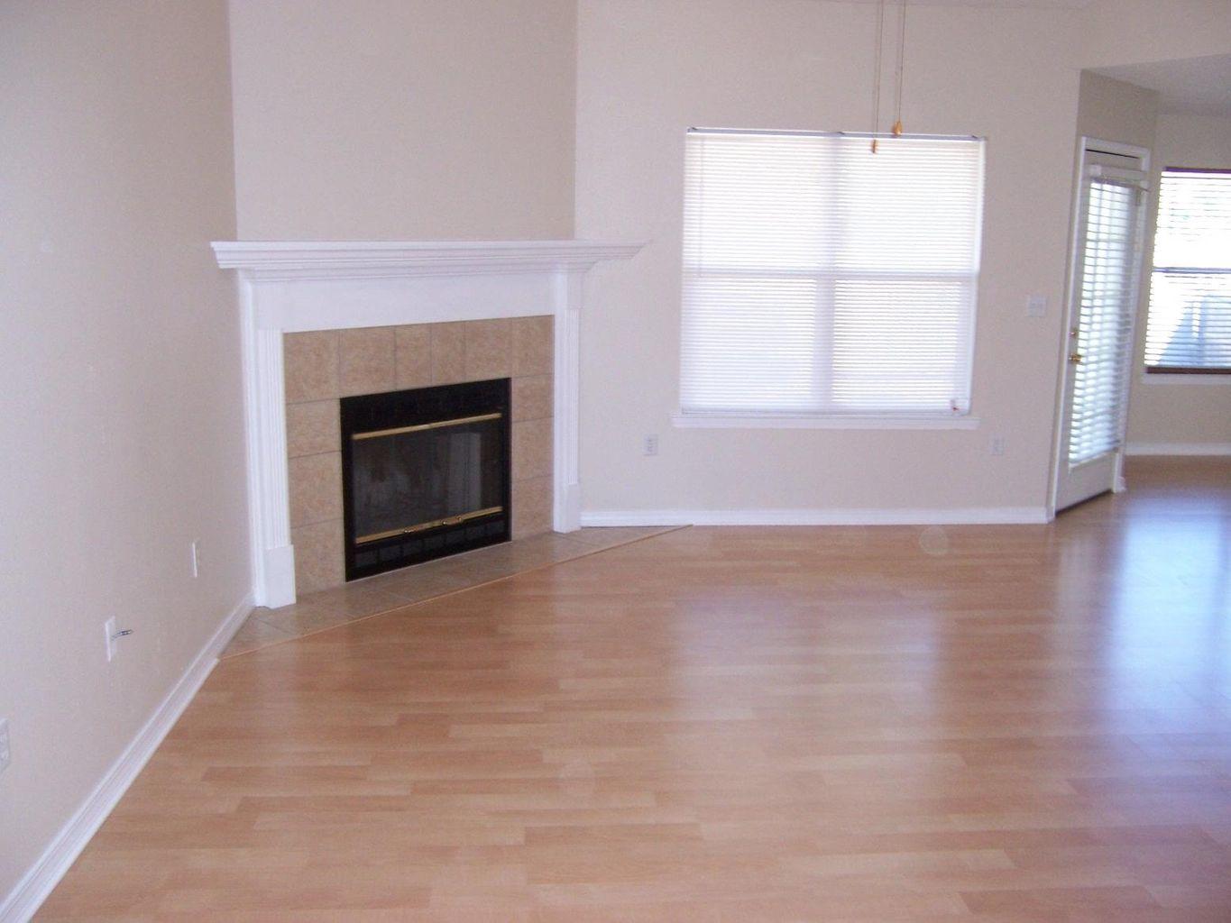 RIVERCHASE S/D PH 3 - Residential Lease